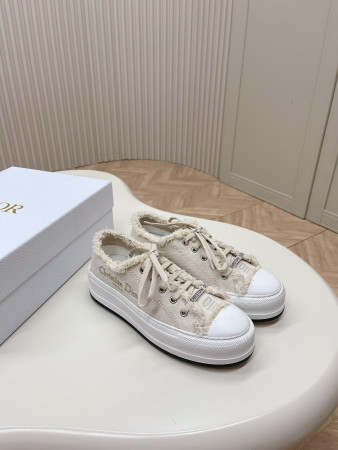 UA Walk'n'D*0r Platform Sneaker