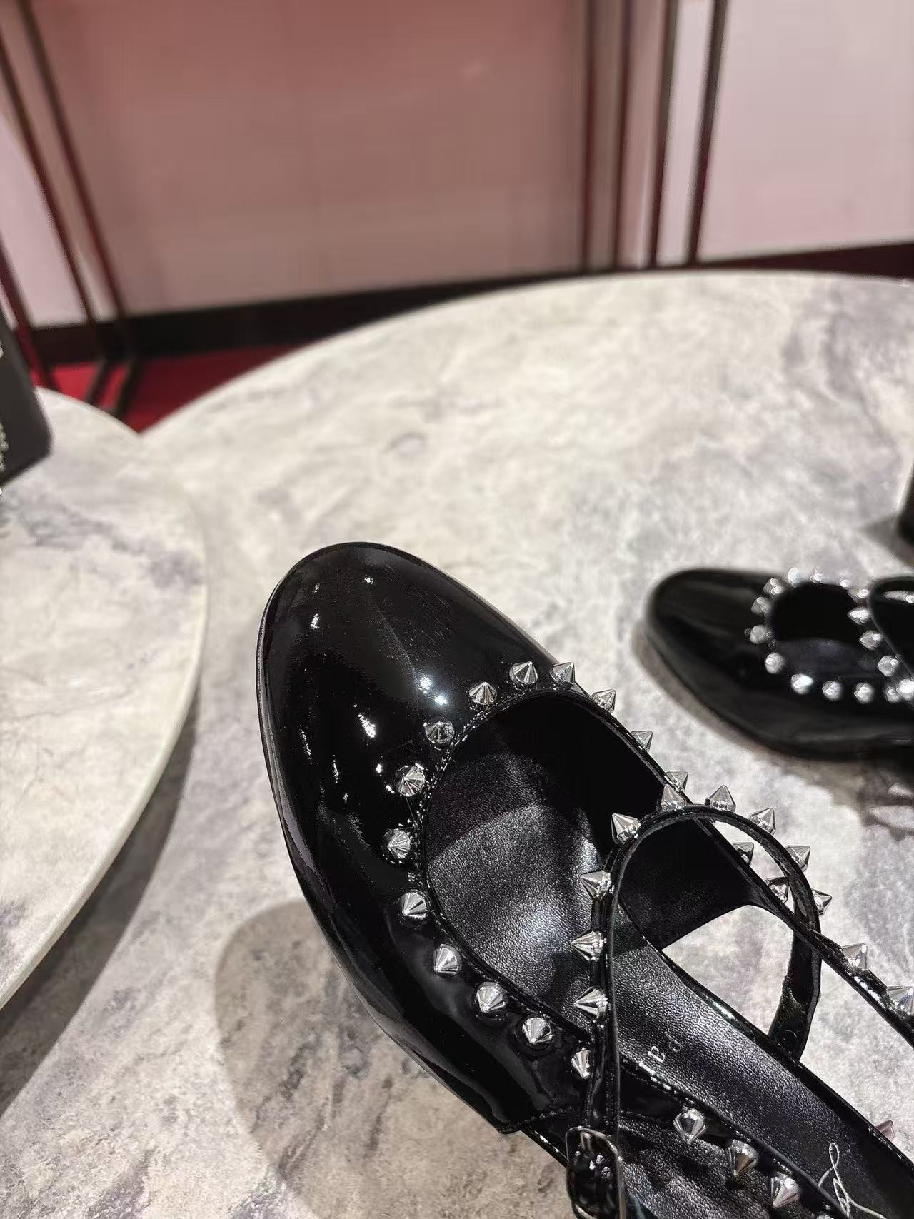 UA Ch**an Louboutin Mary Jane Pumps Janispikes Slingback Pumps