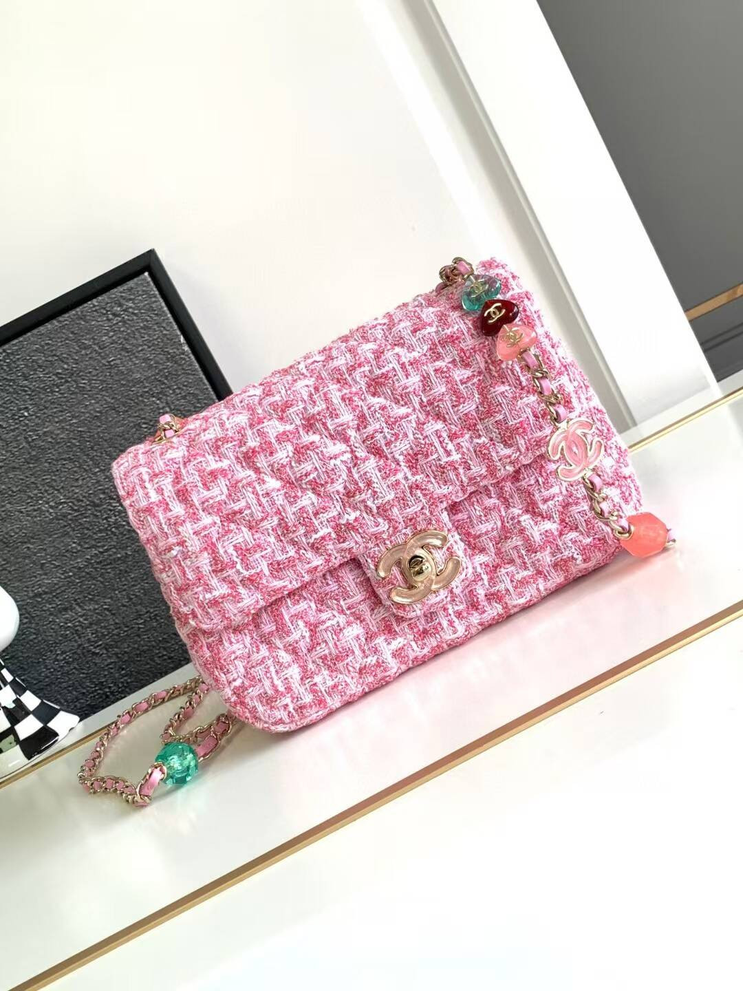 Ch*el flap bag pink tweed 14.5x18.5x6.5cm
