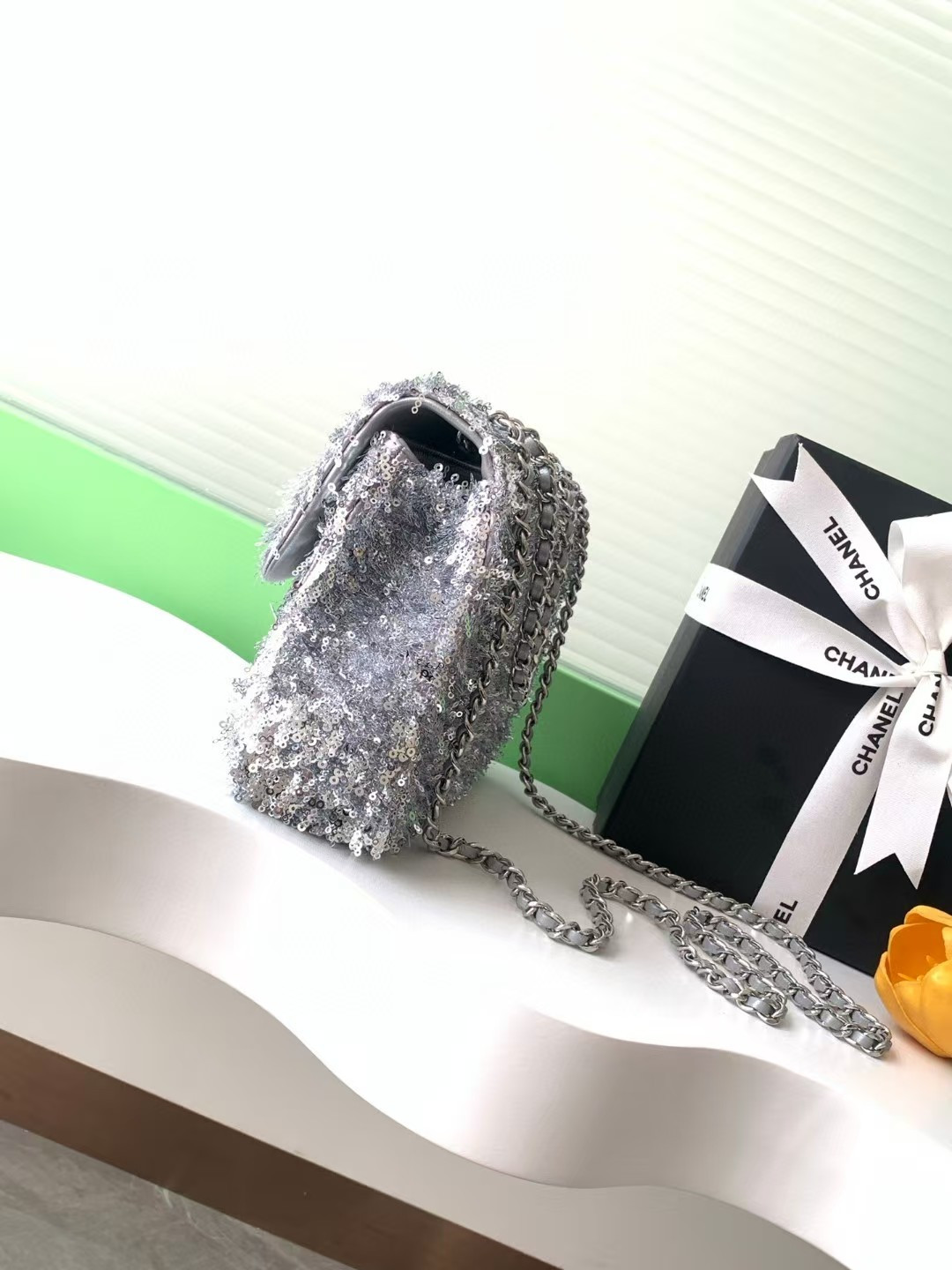 Ch*el CRUISE 25C FLAP BAG 14x21x8cm