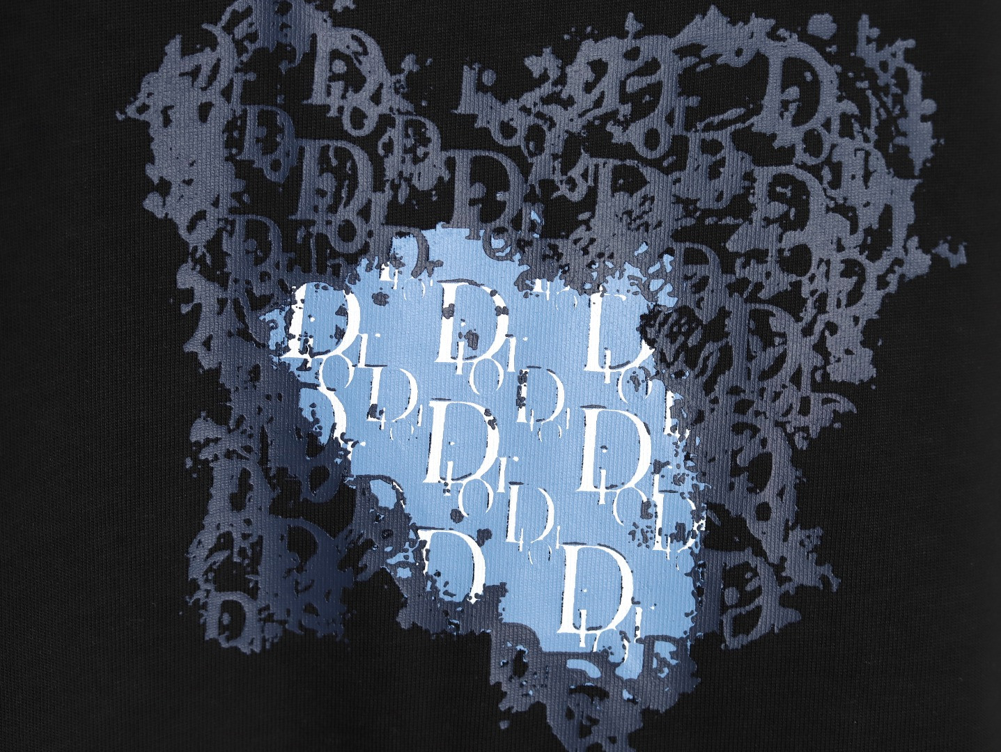 D*0r Short-sleeved T-shirt