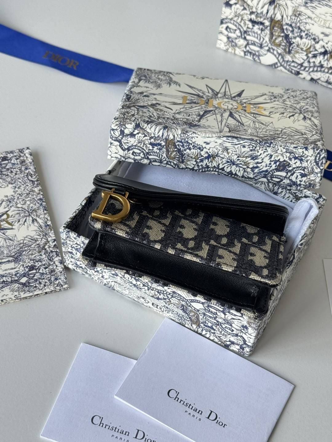 D*0r Saddle Bloom Card Holder 11x7.5x3cm