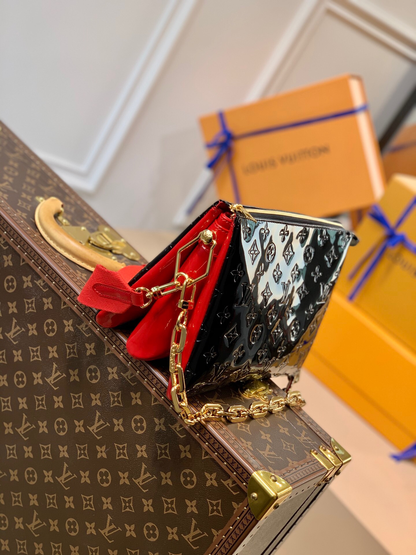 LV COUSSIN PM PATENT LEATHER M57793