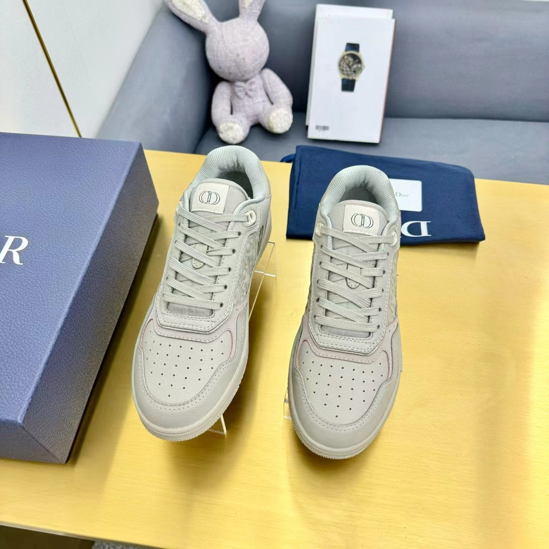 UA D*0r B27 Low-Top Sneaker Beige Grained Calfskin and Beige D*0r Gravity Leather