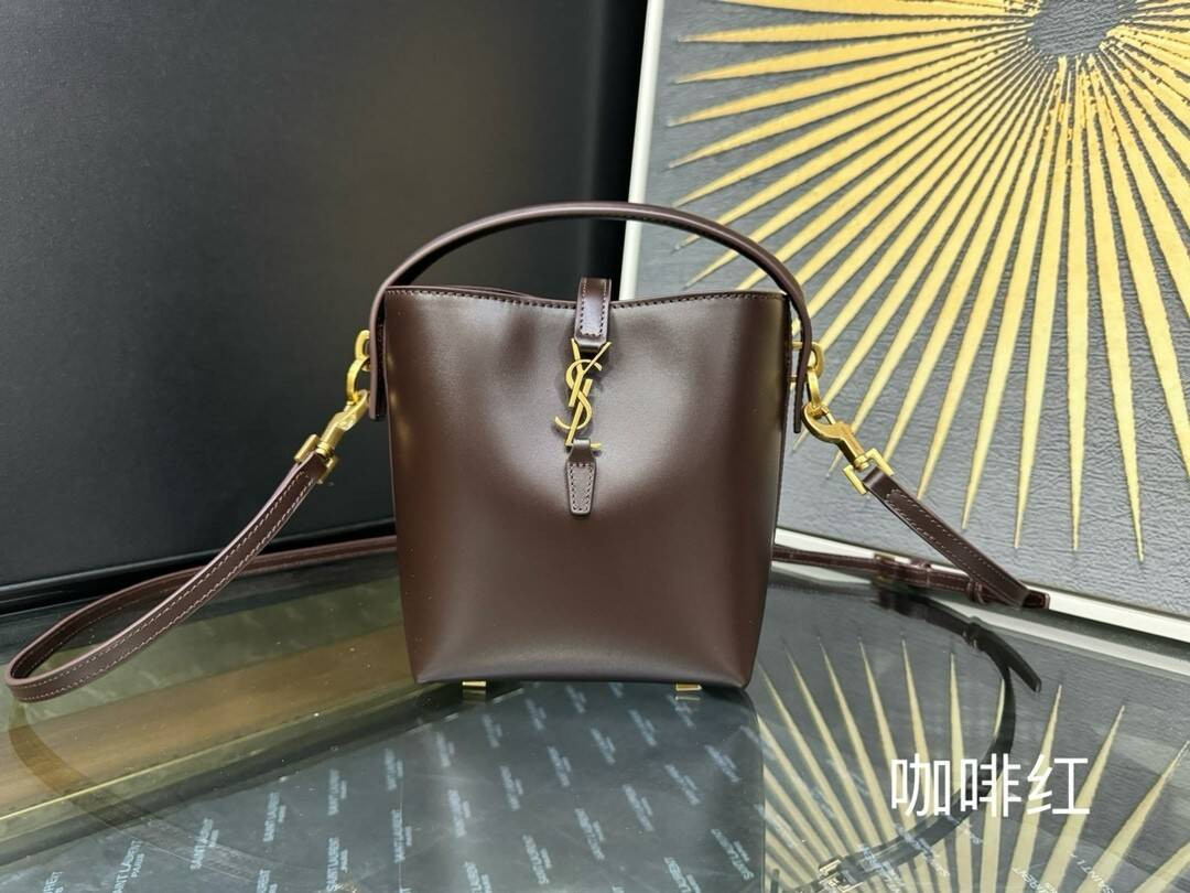 Y*L LE 37 Mini (Shiny Leather) 15x13x6cm