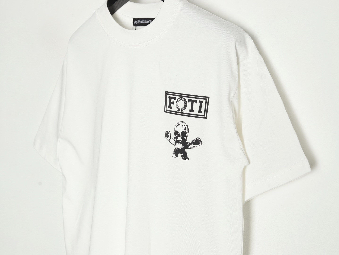 Ch**me He**ts 25ss Short-sleeved T-shirt