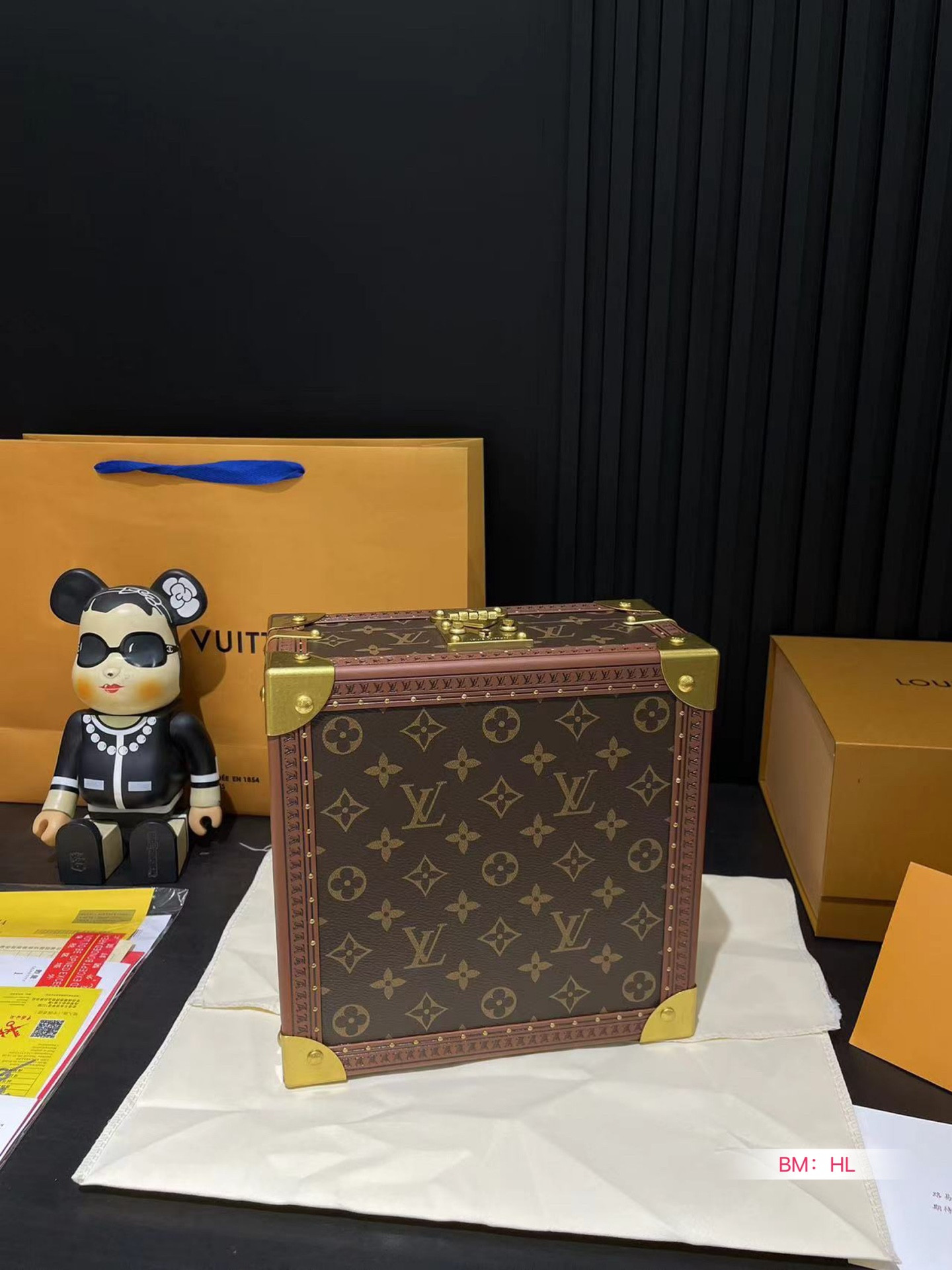 LV M13513 Jewelry Box blackish fluorescent pink 9.4 x 4.9 x 9.4 inches