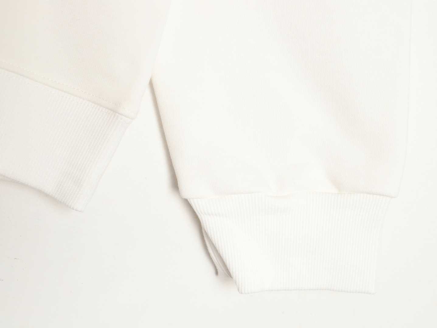 L0*is V*t0n LV 25FW Hoodies