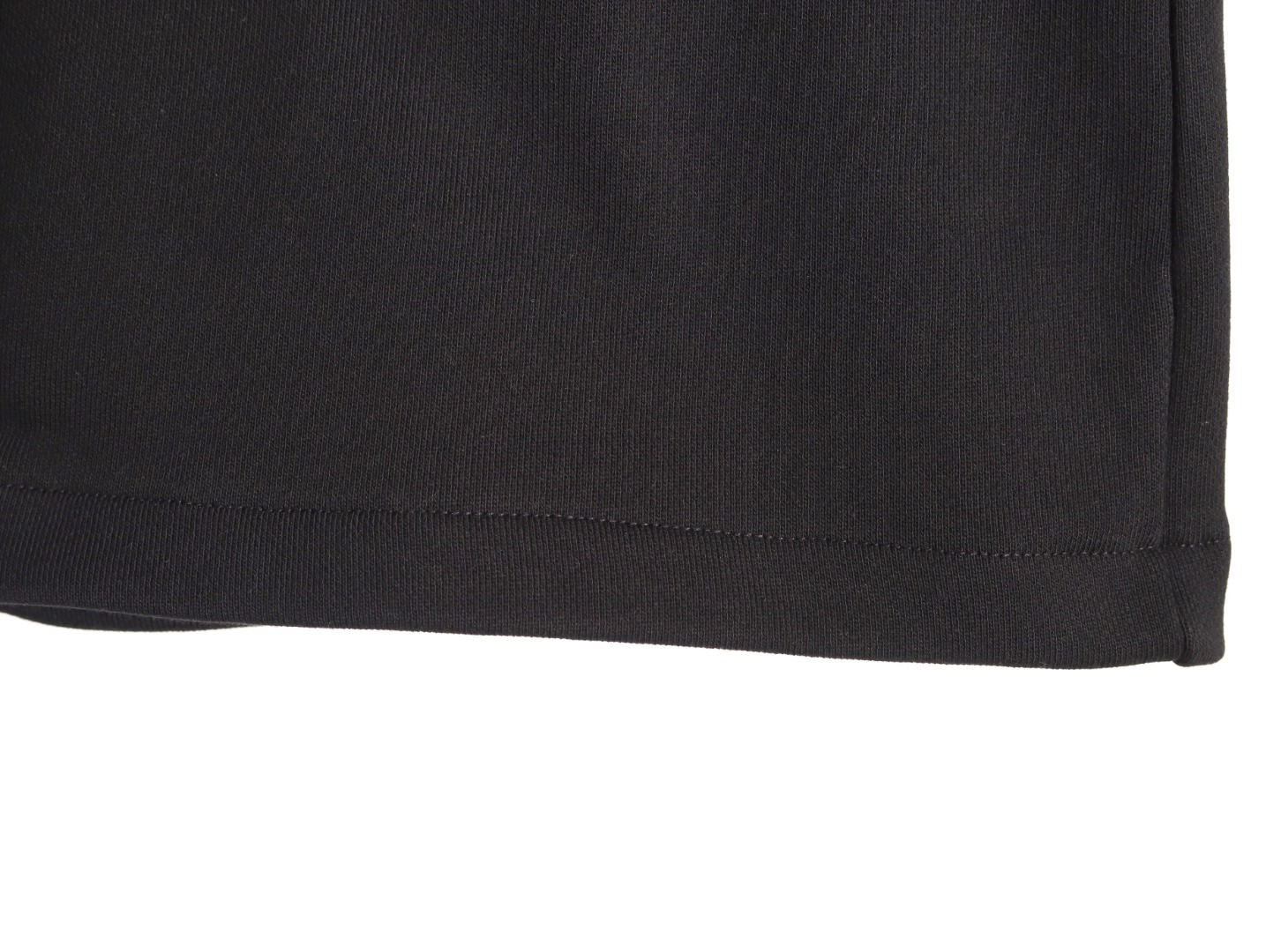 L0*is V*t0n LV 25ss shorts