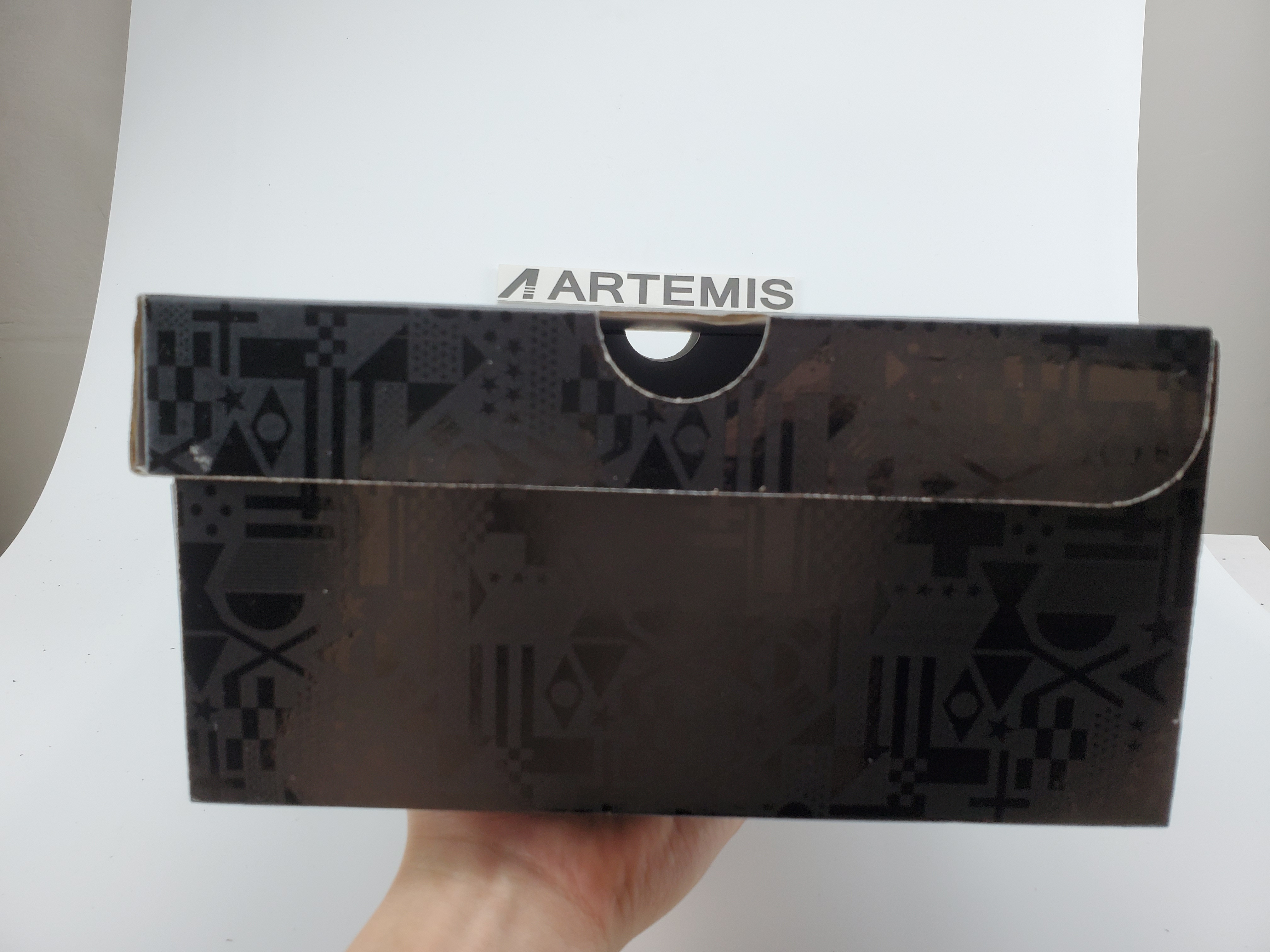 Jordan 4 Retro Fiba (2019)