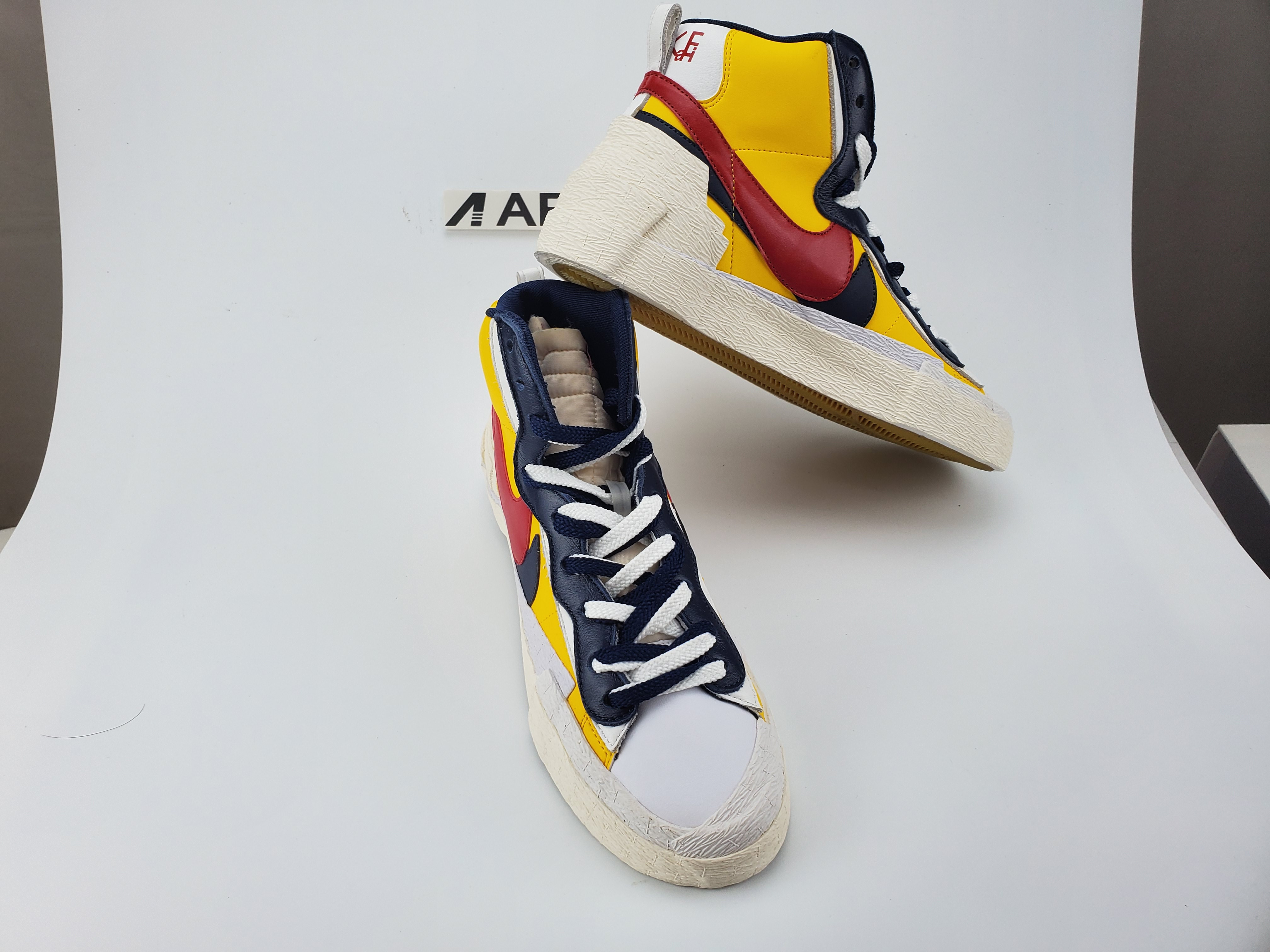 Nike Blazer High sacai Snow Beach