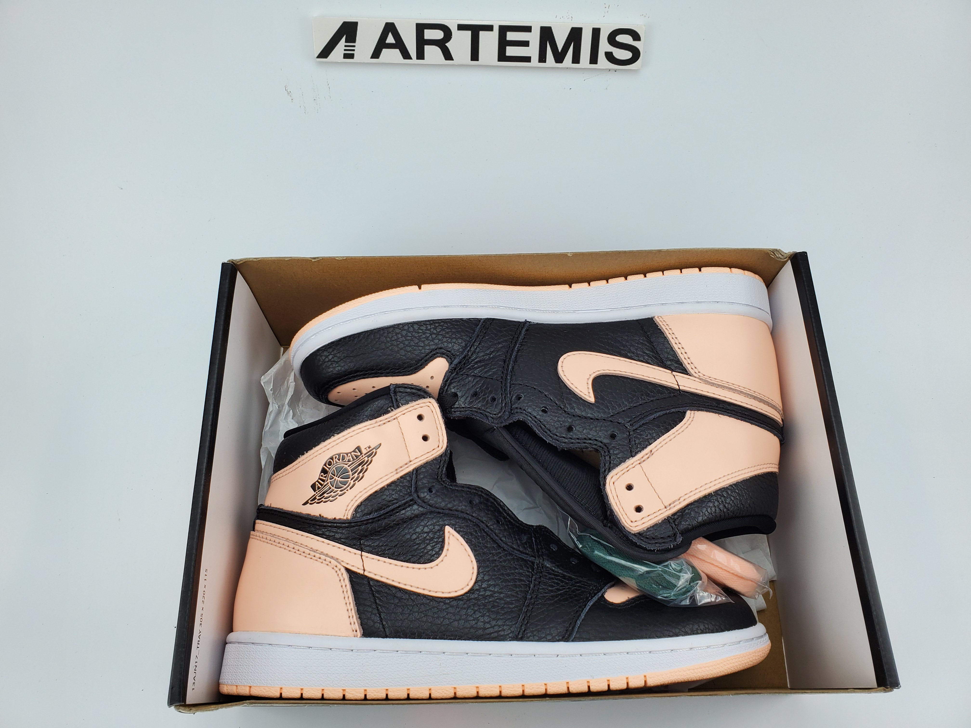 Jordan 1 Retro High Black Crimson Tint