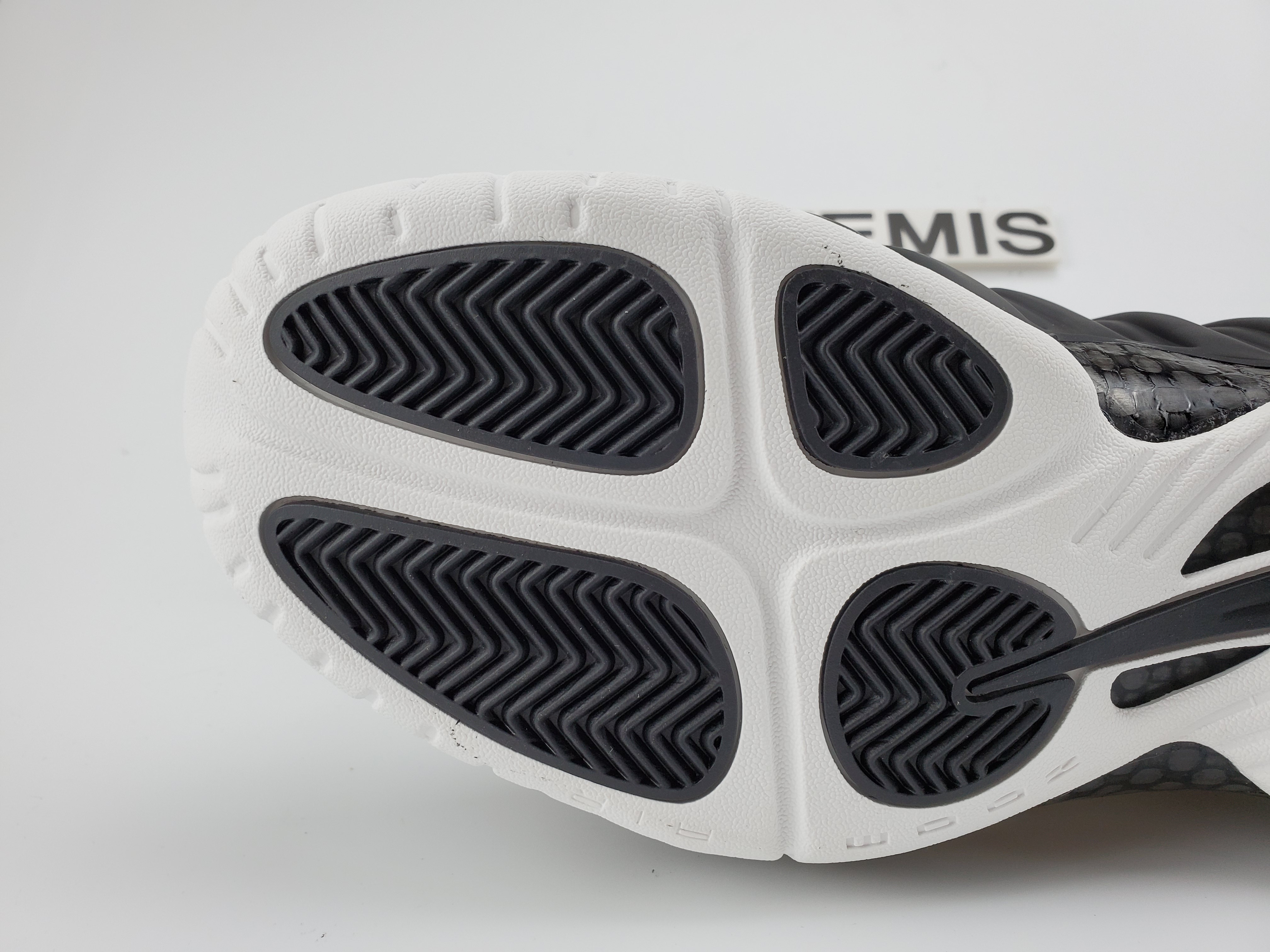 Air Foamposite Pro Dr. Doom (2016)