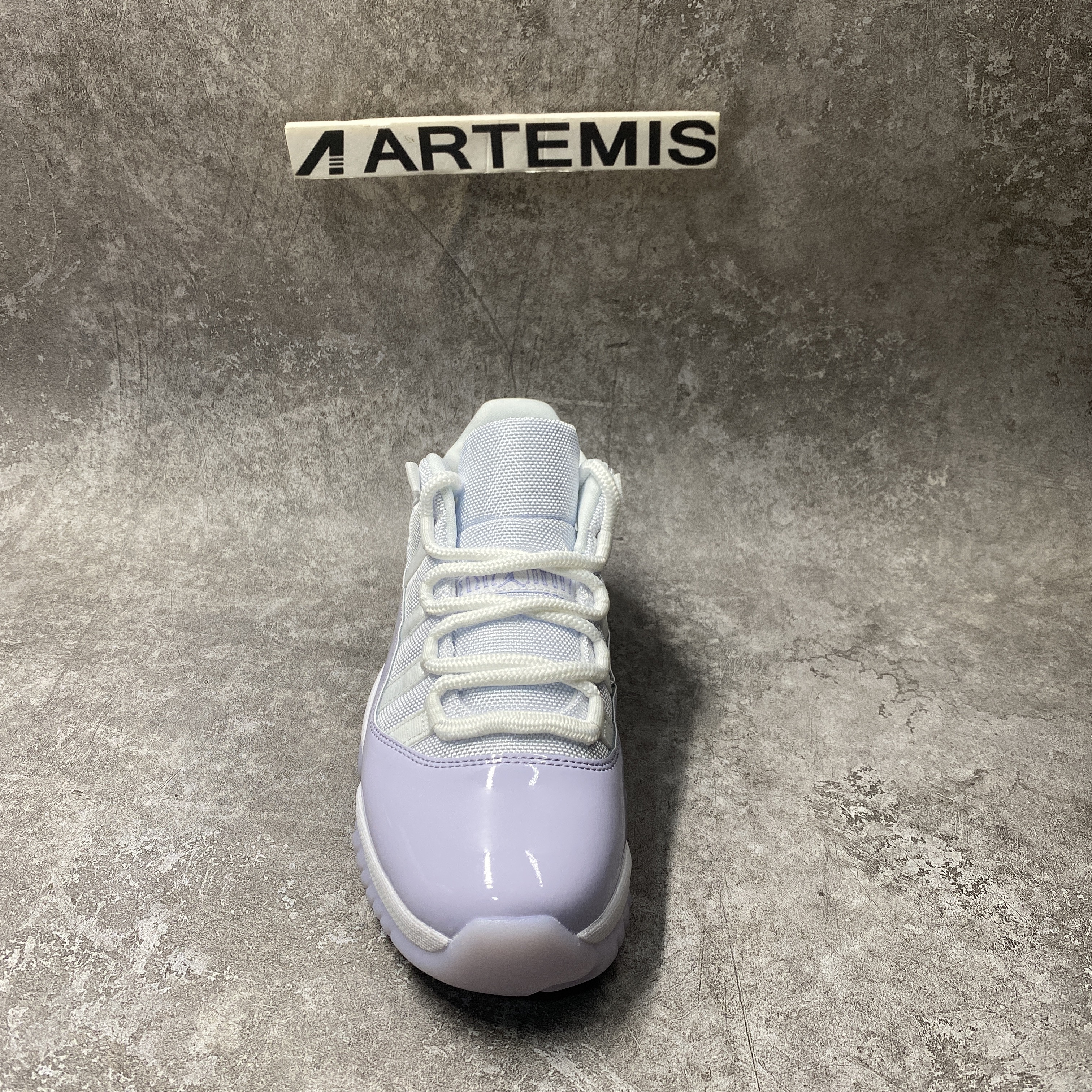 Air Jordan 11 Low Pure Violet