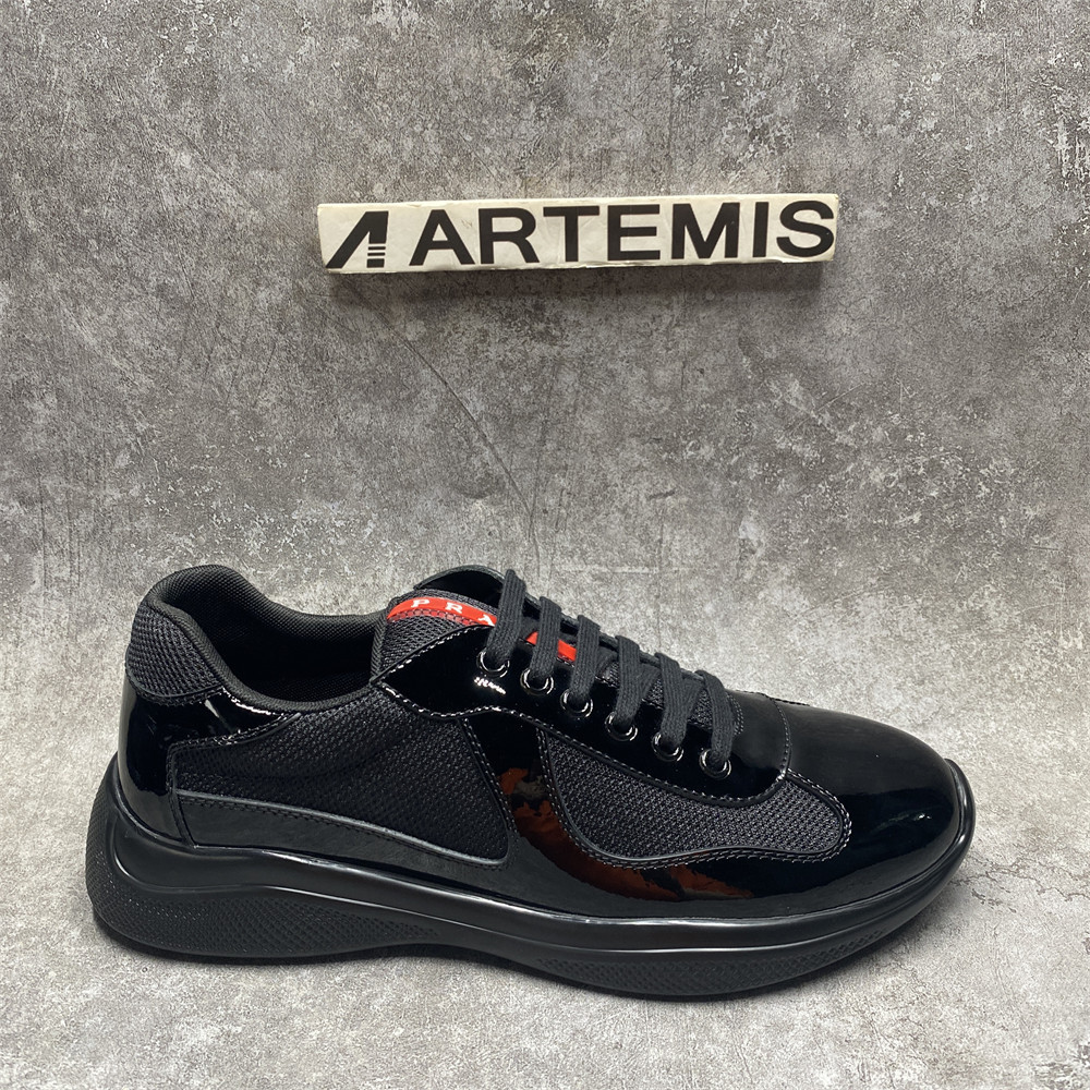 UA Pra*a America's Cup Black