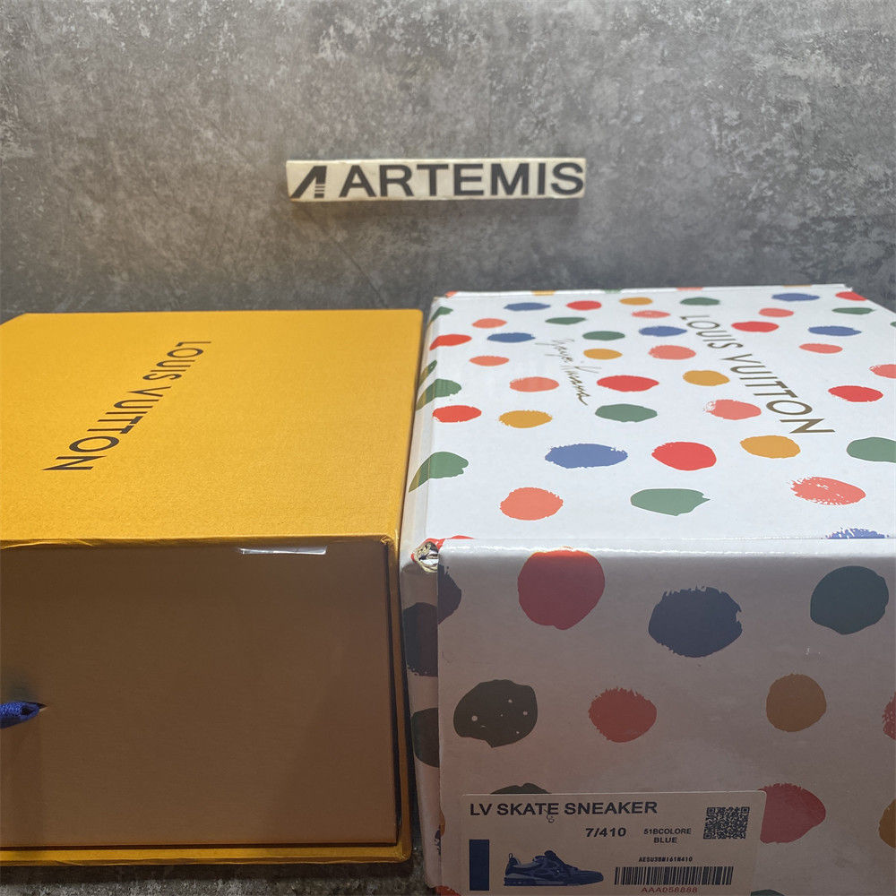 UA LV Skate Sneaker Blue