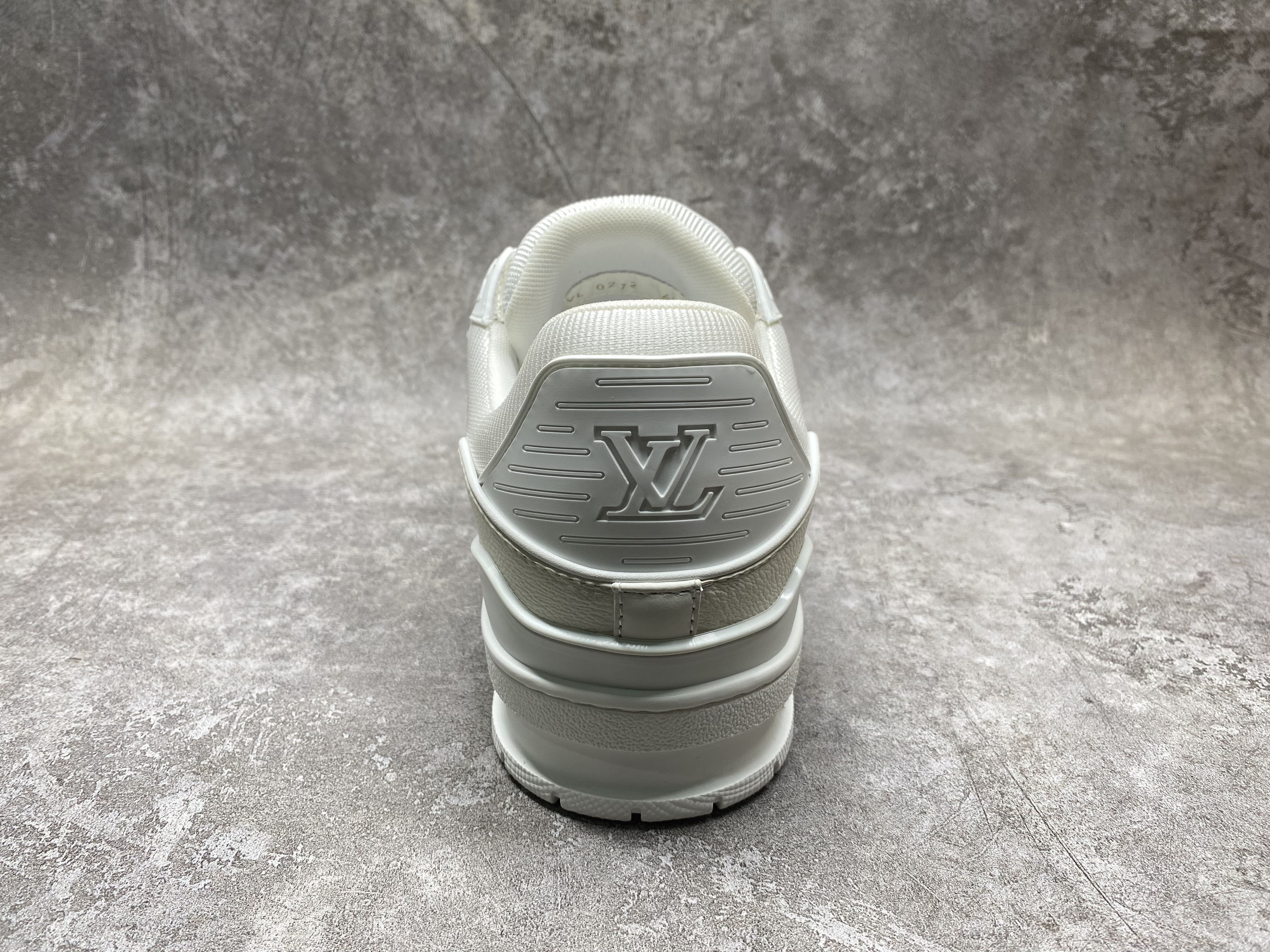 UA LV Trainer Sneaker