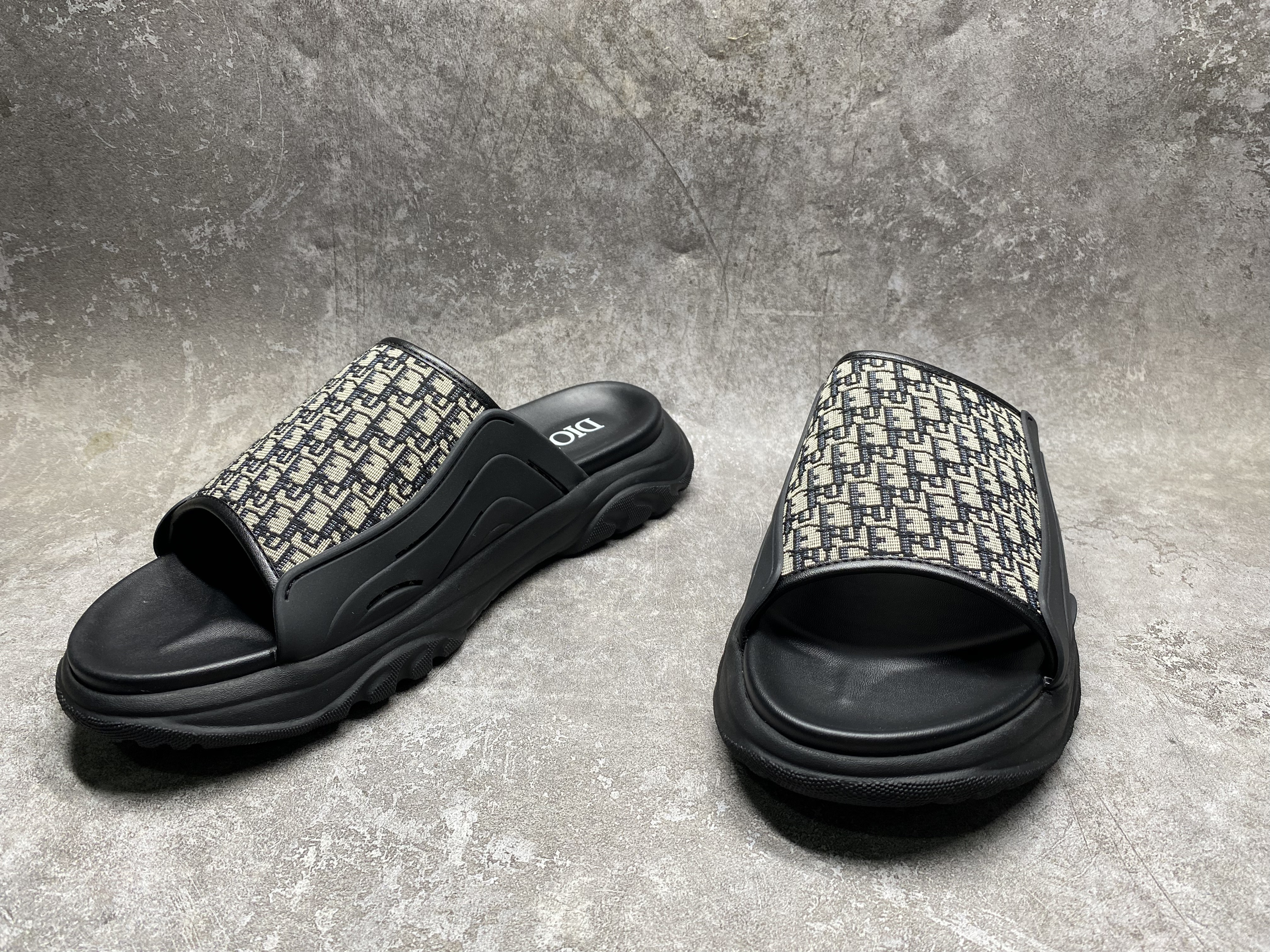 UA D*0r Sandal