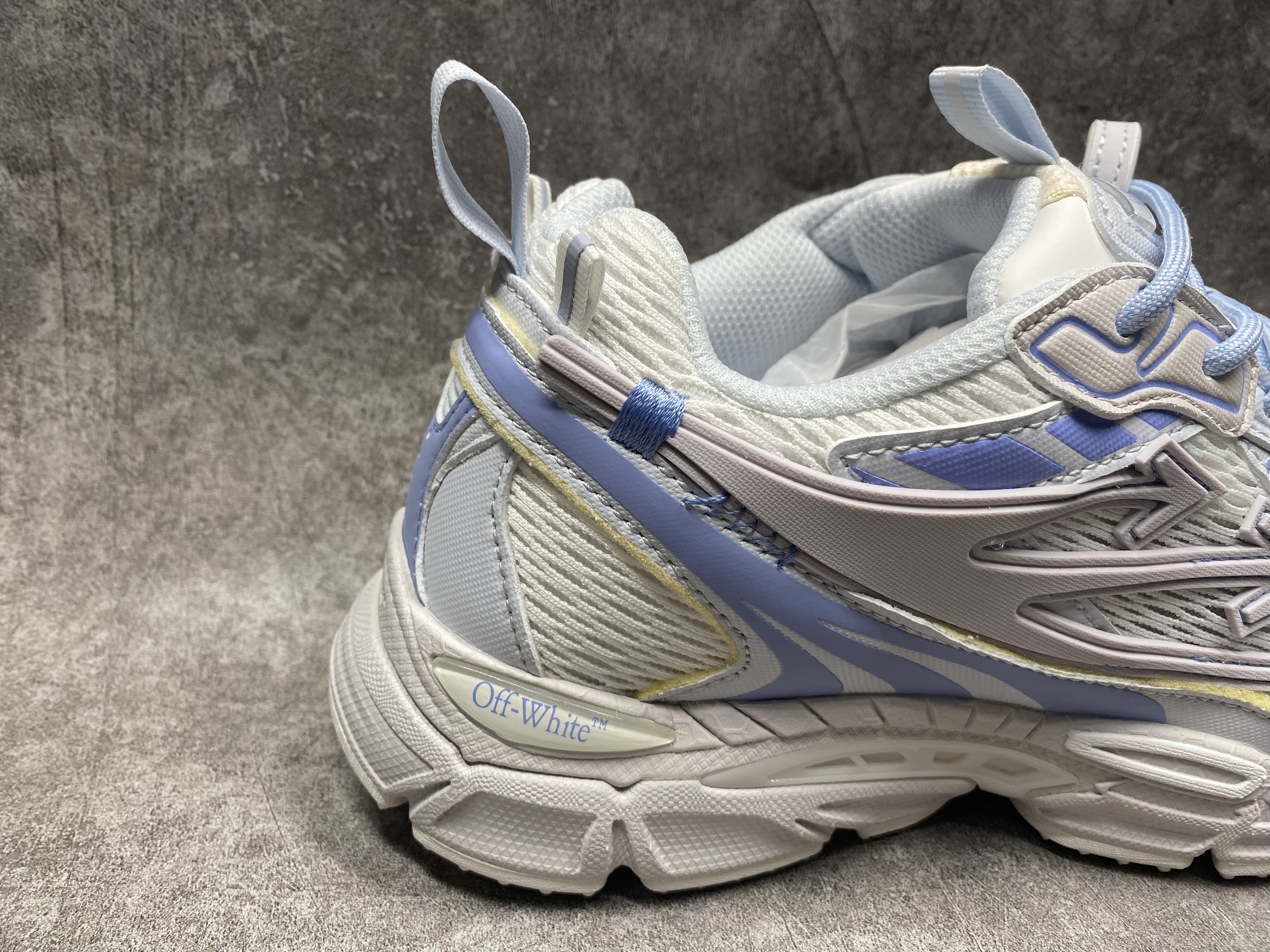 UA Off-White "BE RIGHT BACK"