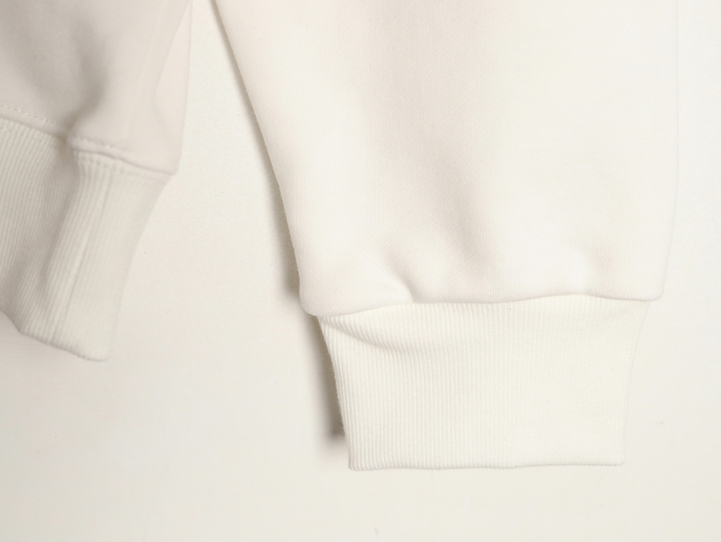 L0*is V*t0n LV 25FW Hoodies