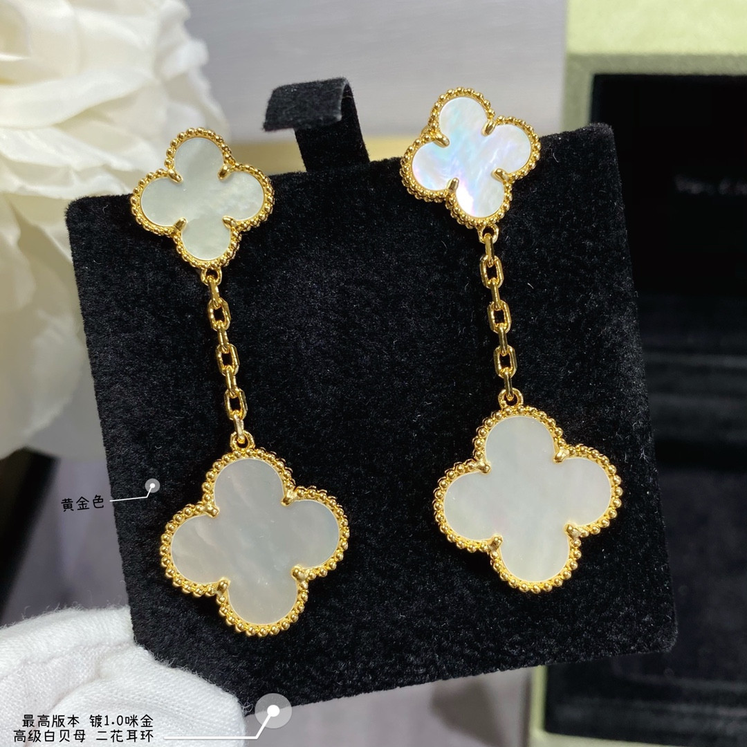 V*N CL*F & Arpels High-grade white Fritillaria Two Flowers Earrings