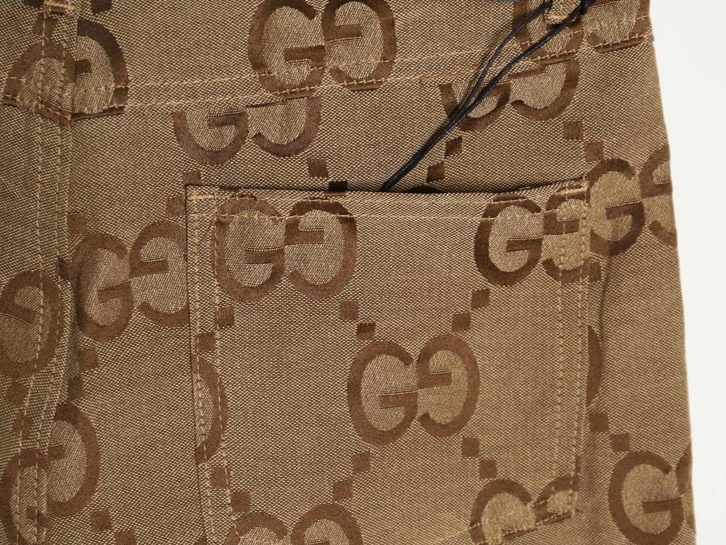 G*u*i GC 25SS shorts