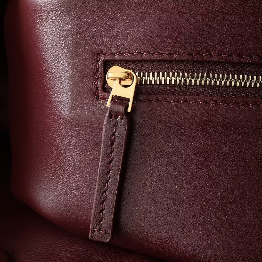 Bo*te*ga Ve*ne*ta Small Andiamo 25x22x10.5cm