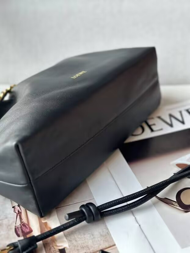 L0ew* Medium Flamenco purse in mellow nappa lambskin 30x10.5x20cm