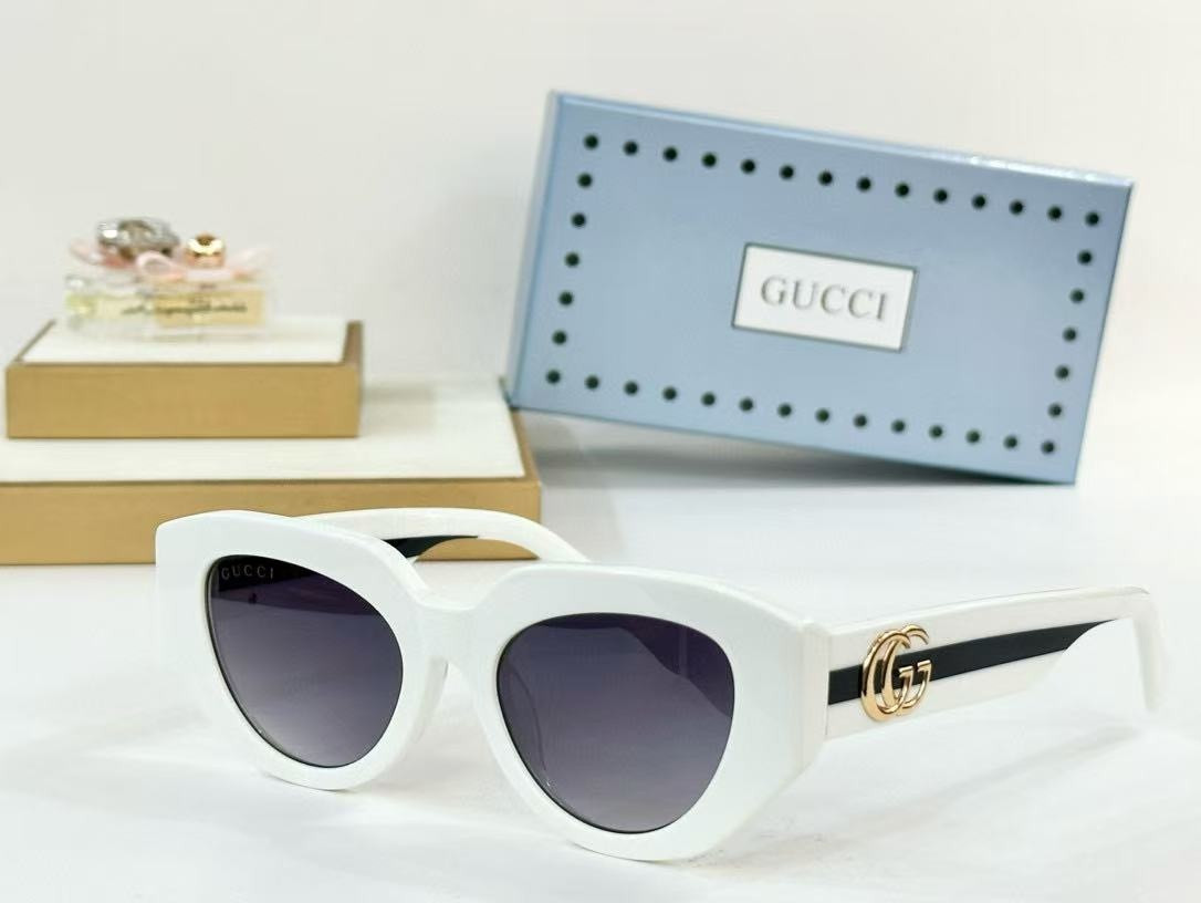 G*u*i Glasses GG1843S
