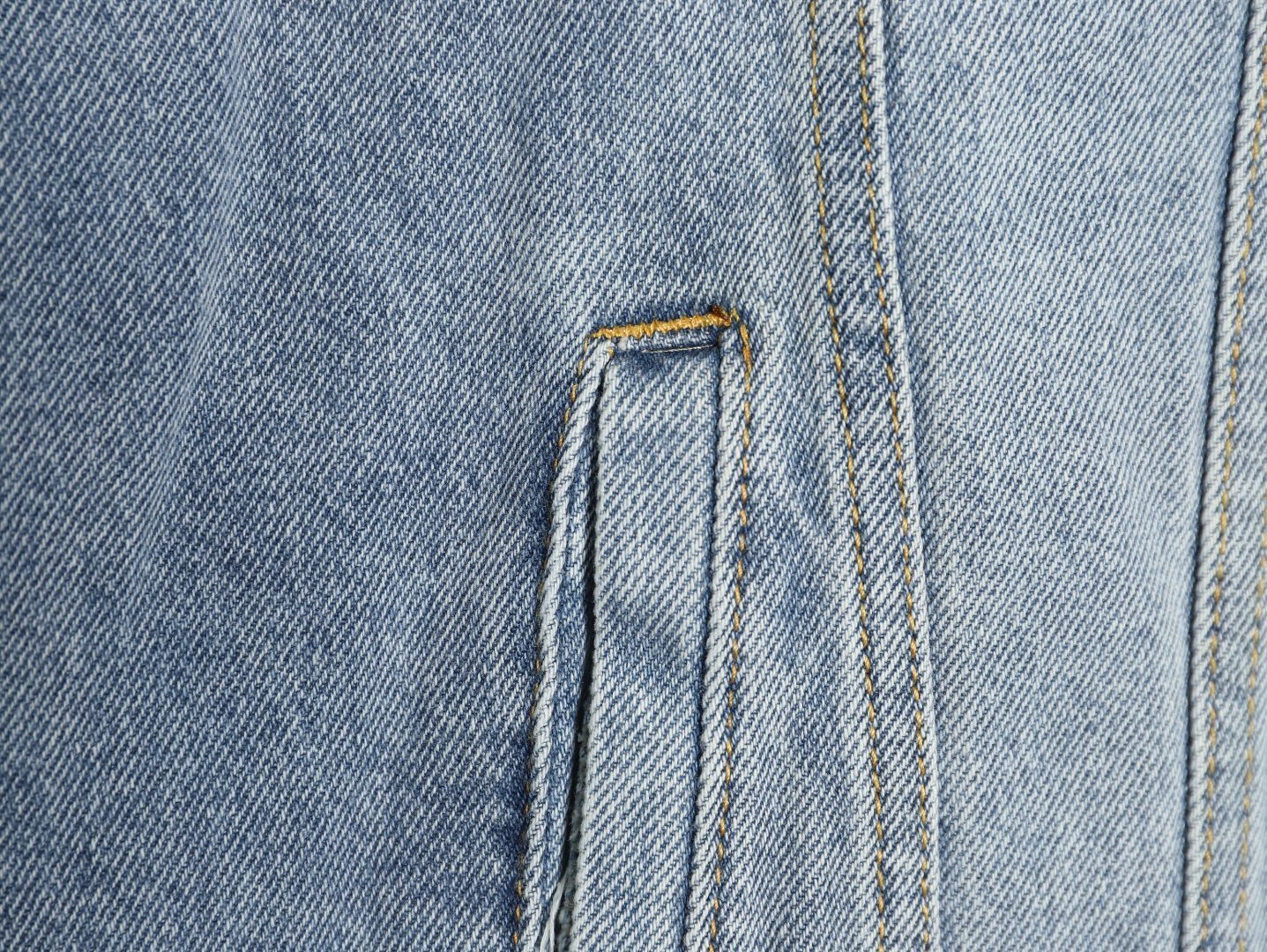 L0*is V*t0n 25FW Denim Jacket Suit