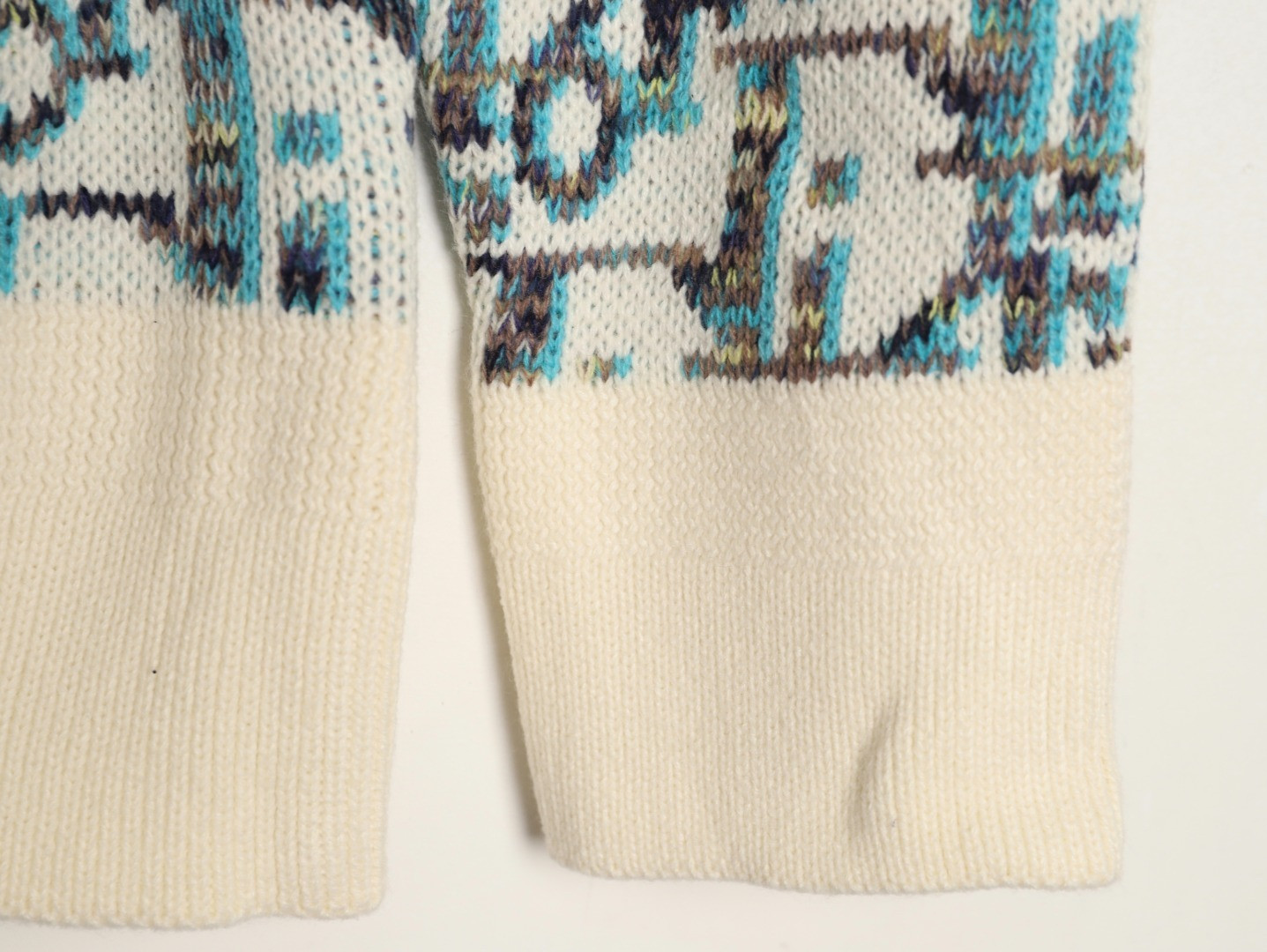 D*0r 25ss Cardigan Sweaters