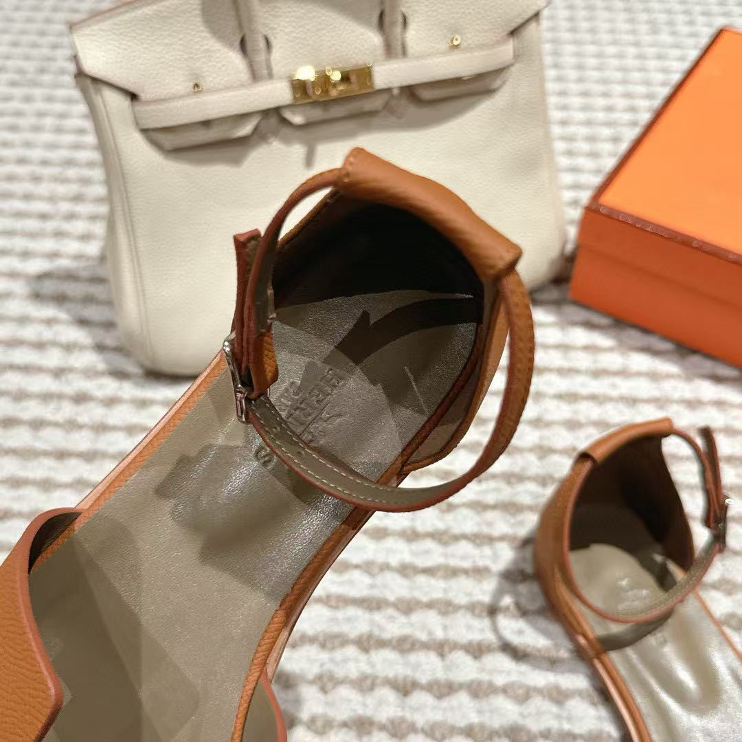 UA Hermès Santorini leather sandals