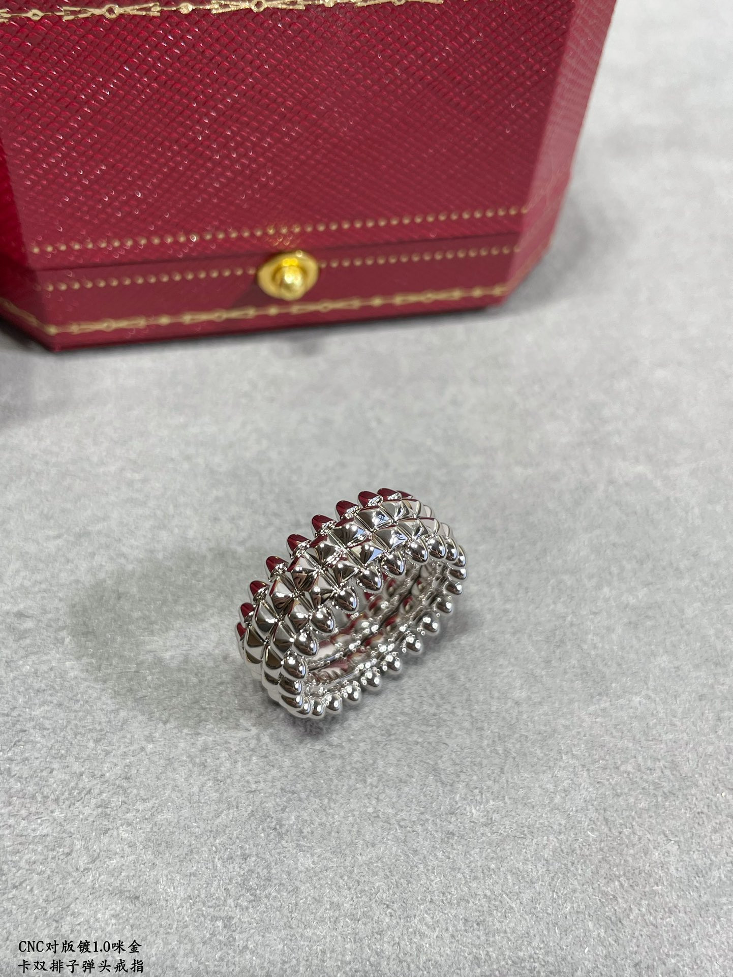 Ca*t*er Double-row bullet head Ring