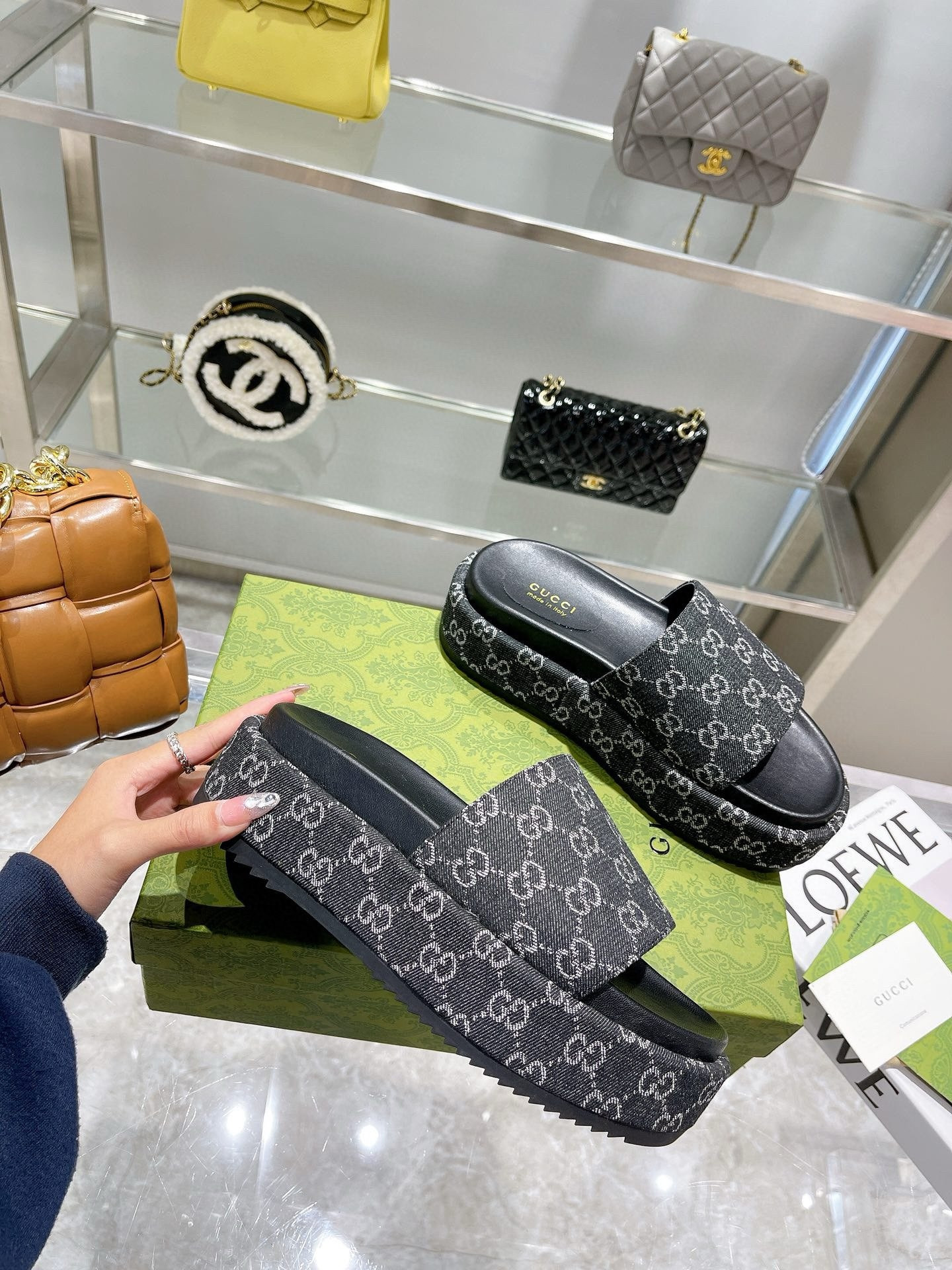 UA G*u*i GG PLATFORM Slide Sandal