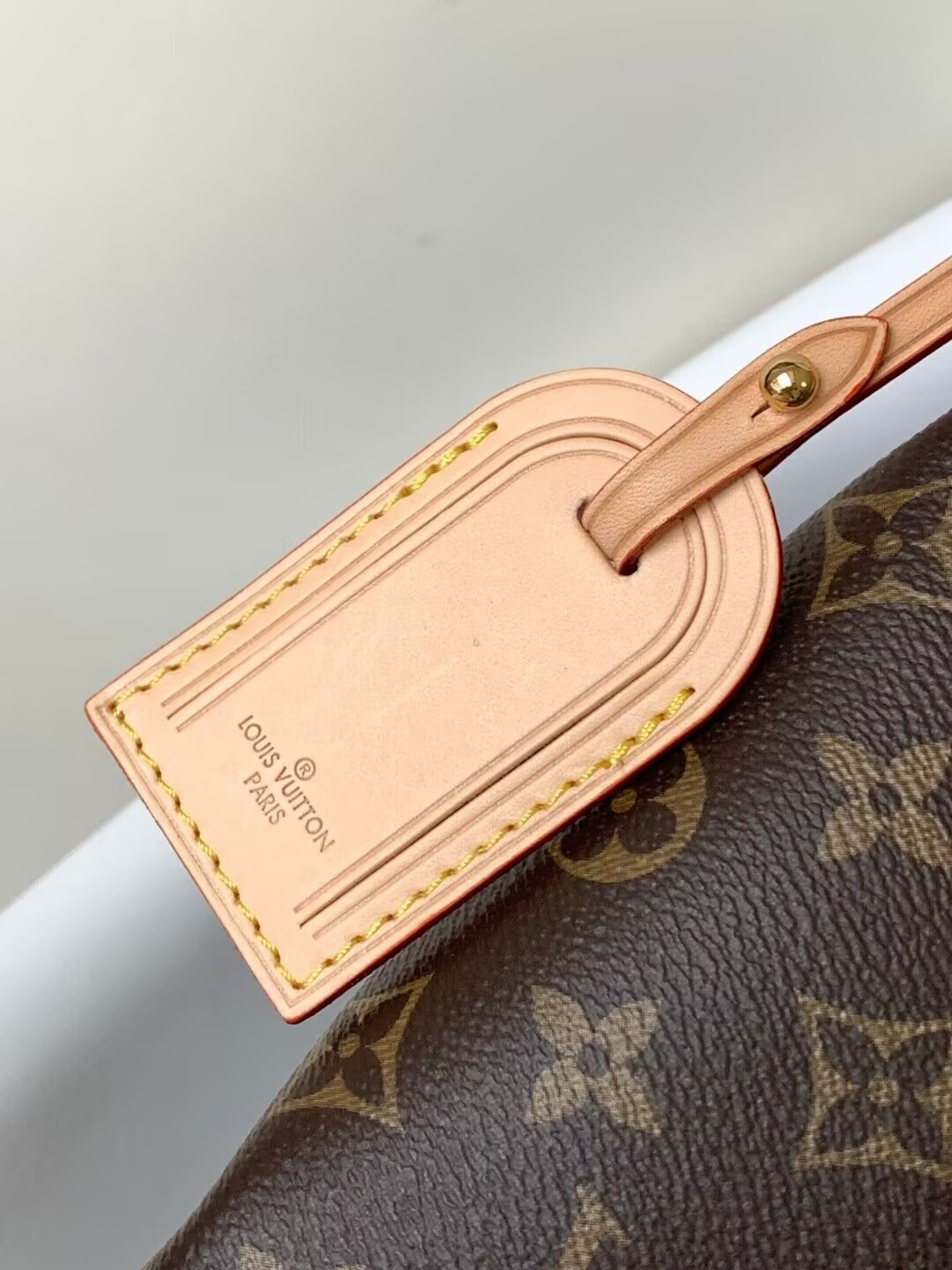 LV Graceful MM M43704 41x35x14cm