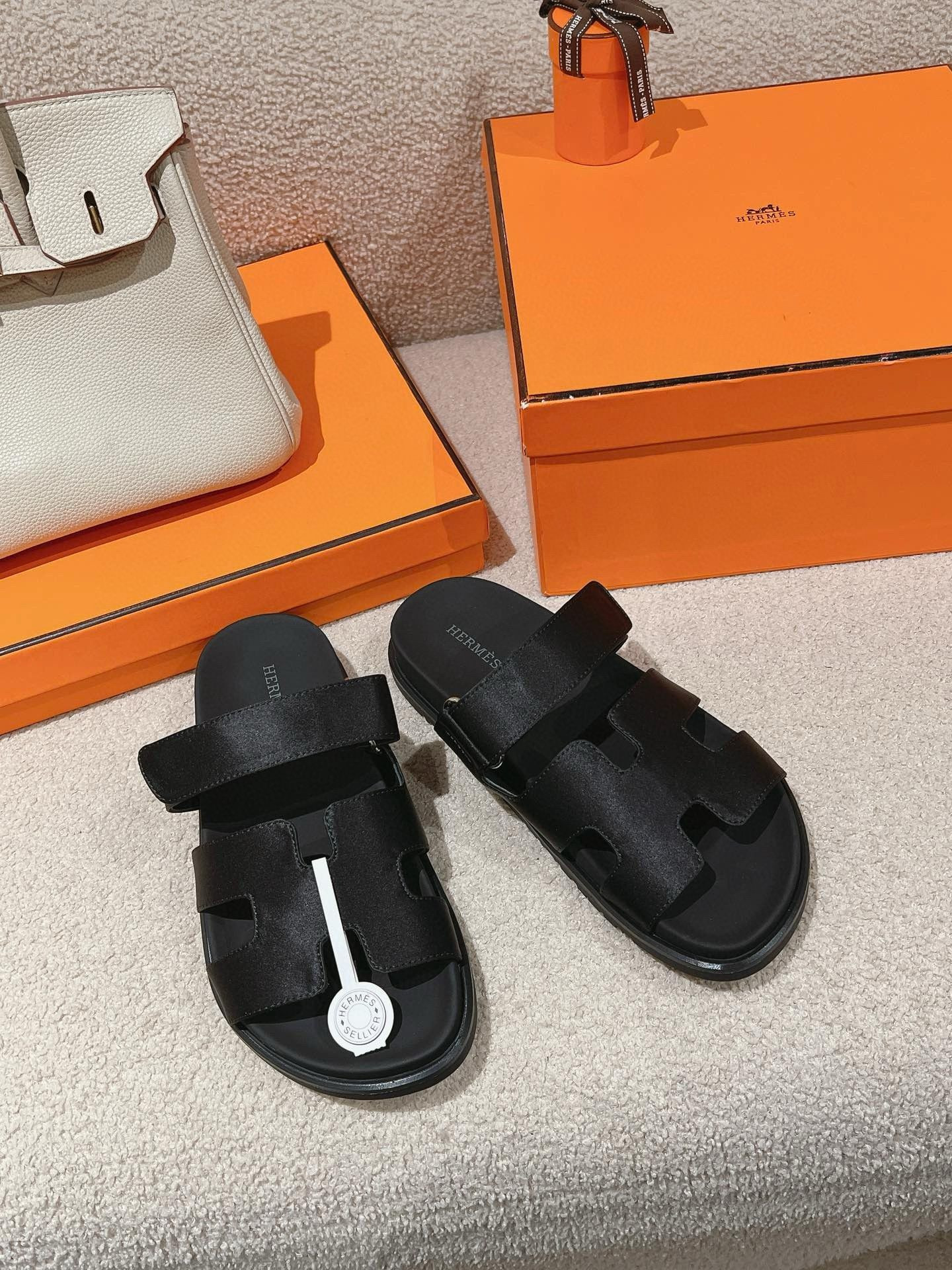UA Hermès Chypre Sandal