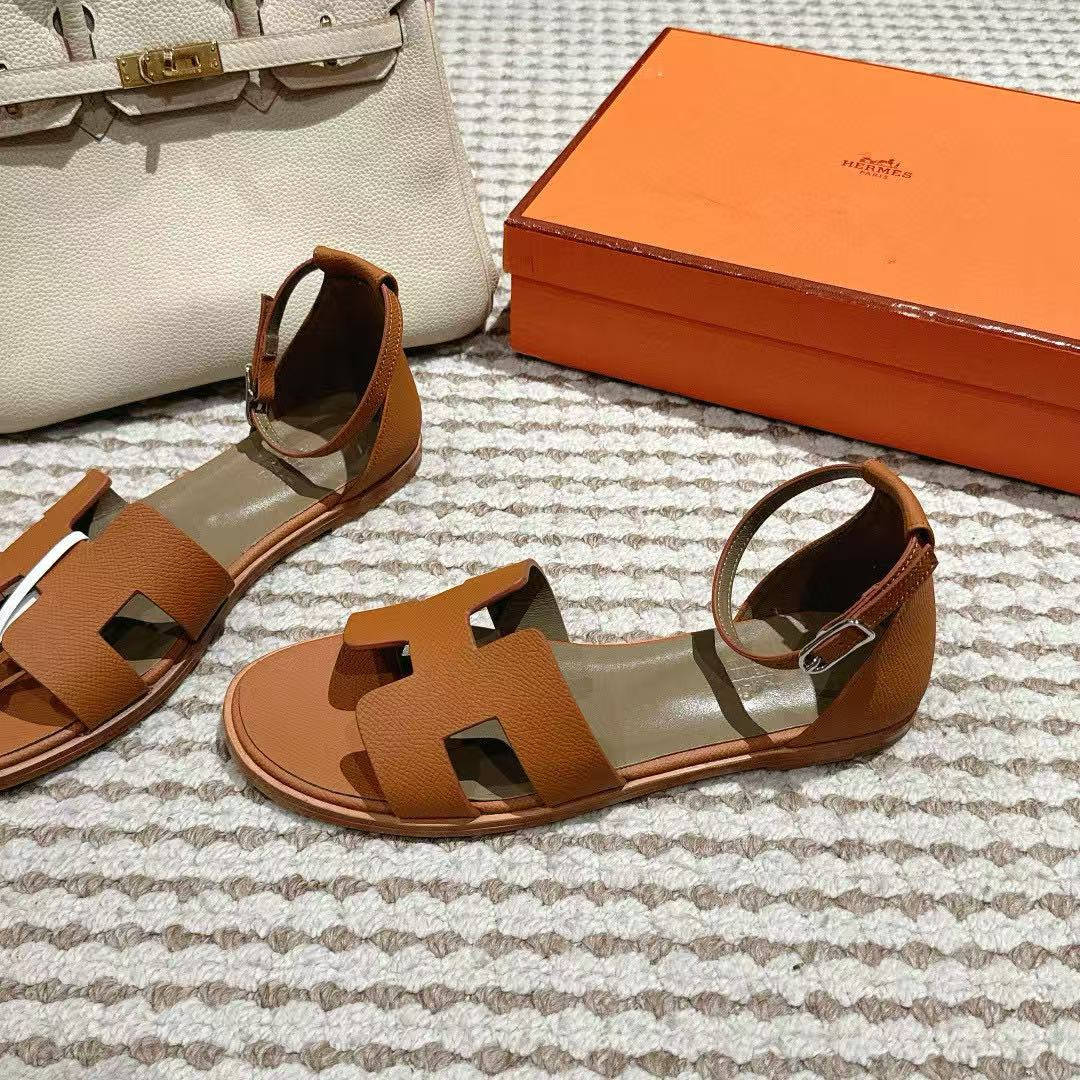 UA Hermès Santorini leather sandals