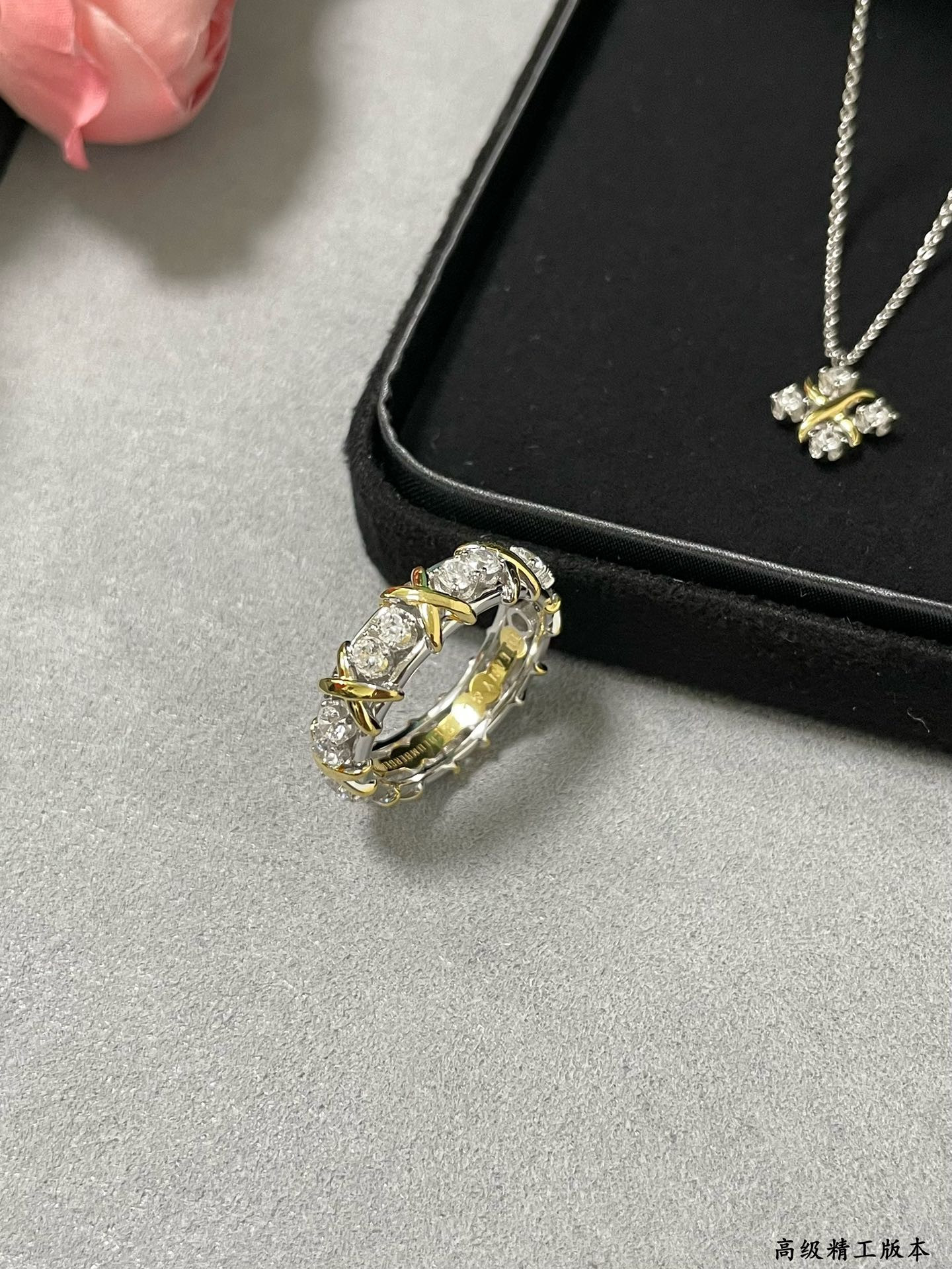 T*f*ny & Co. Crossed Double Tone Ring