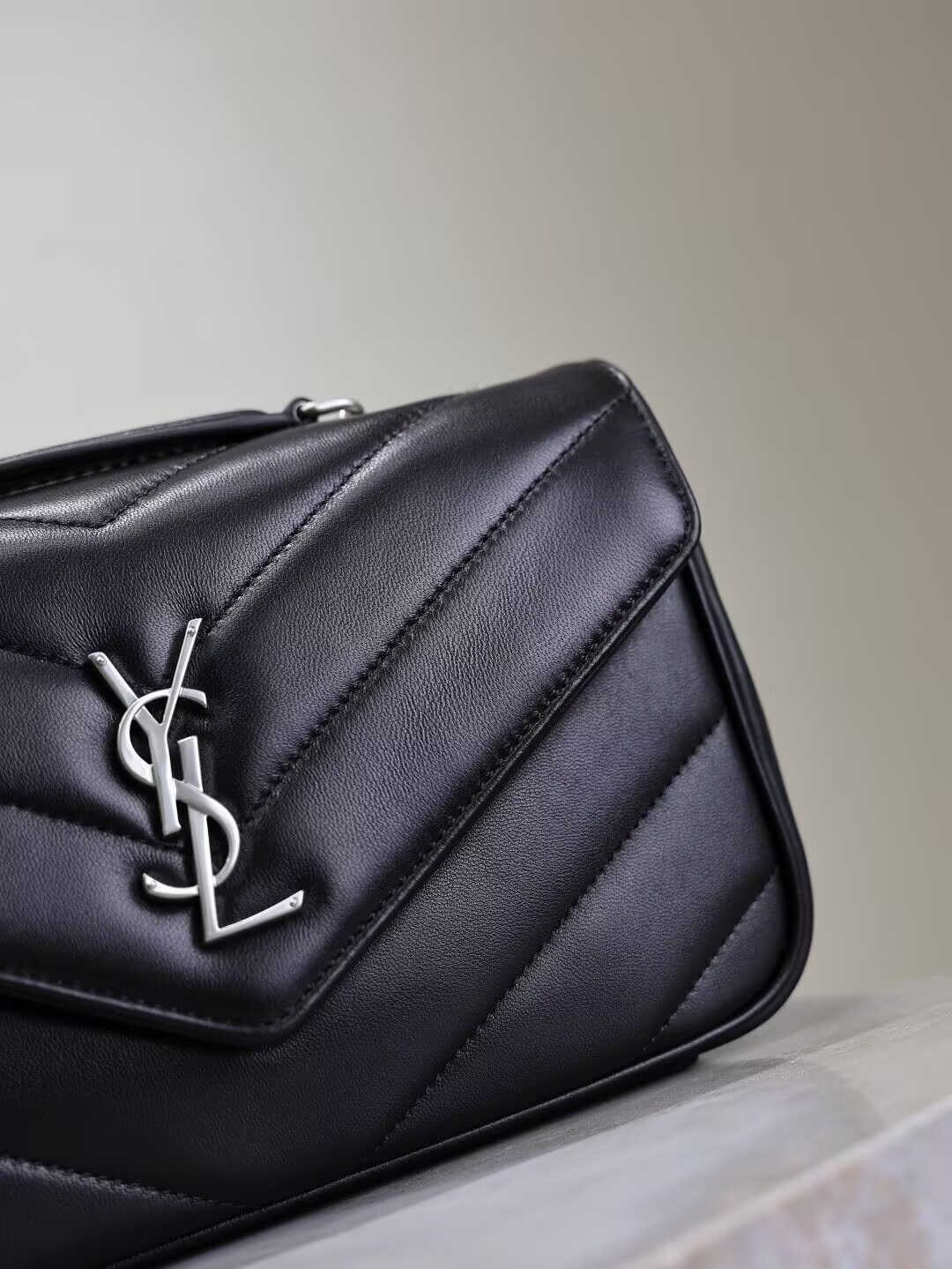 Y*L LOULOU small in MATELASSÉ lambskin 24x14x6cm