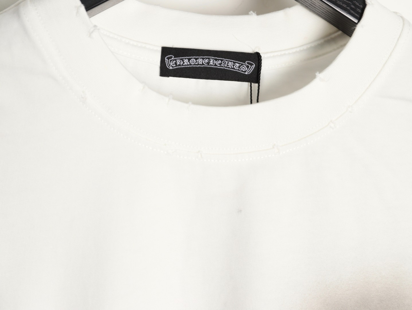 Ch**me He**ts 25SS Short-sleeved T-shirt