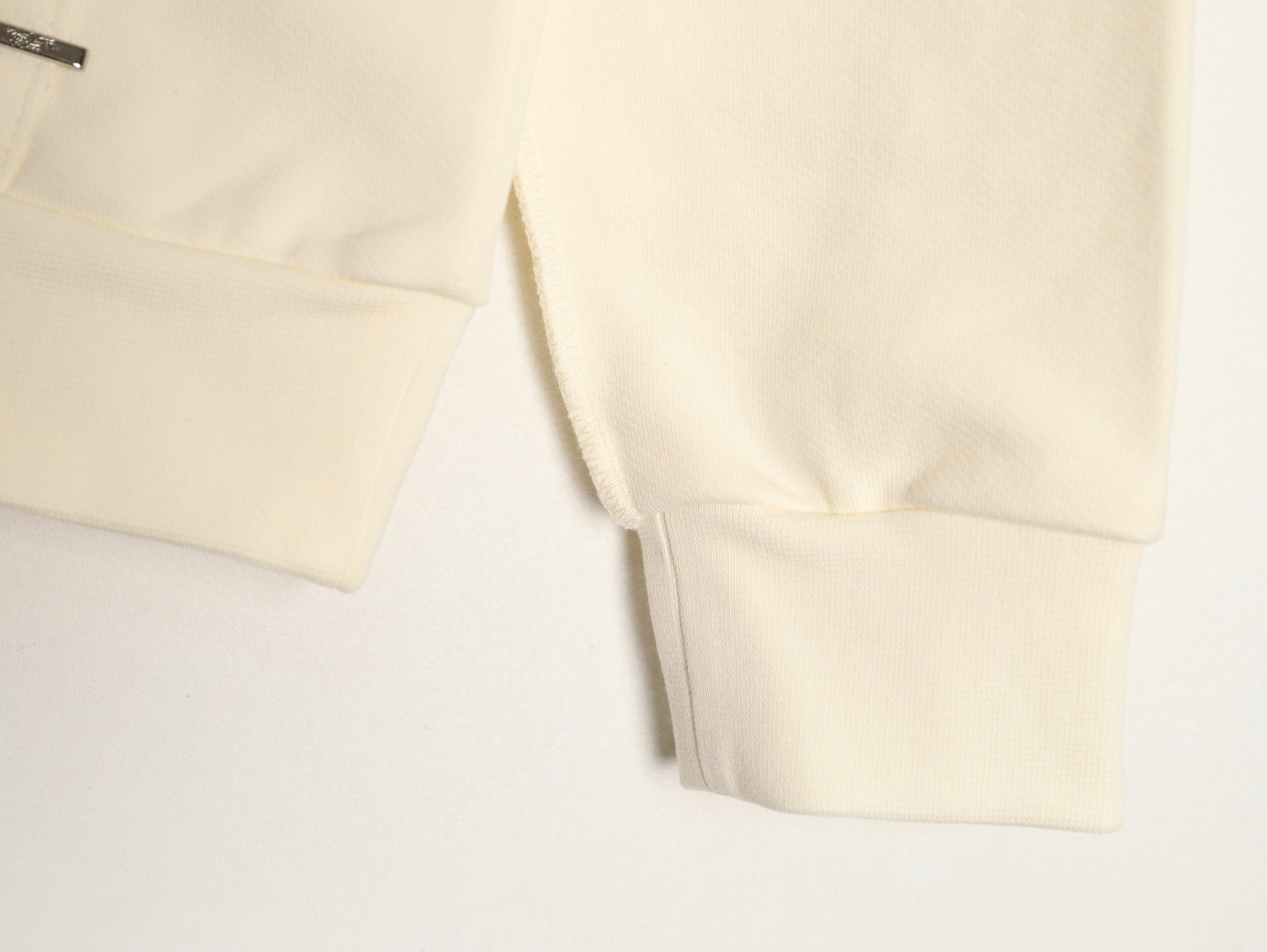 L0*is V*t0n LV Hoodies