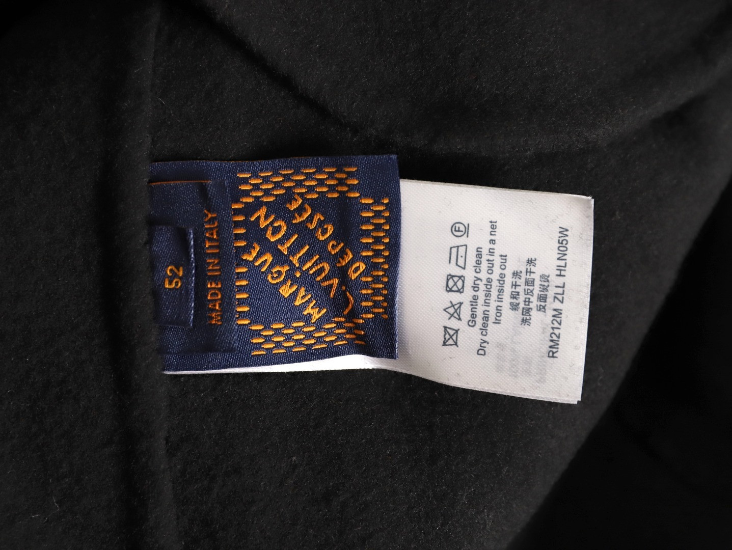 L0*is V*t0n LV Woolen Coats