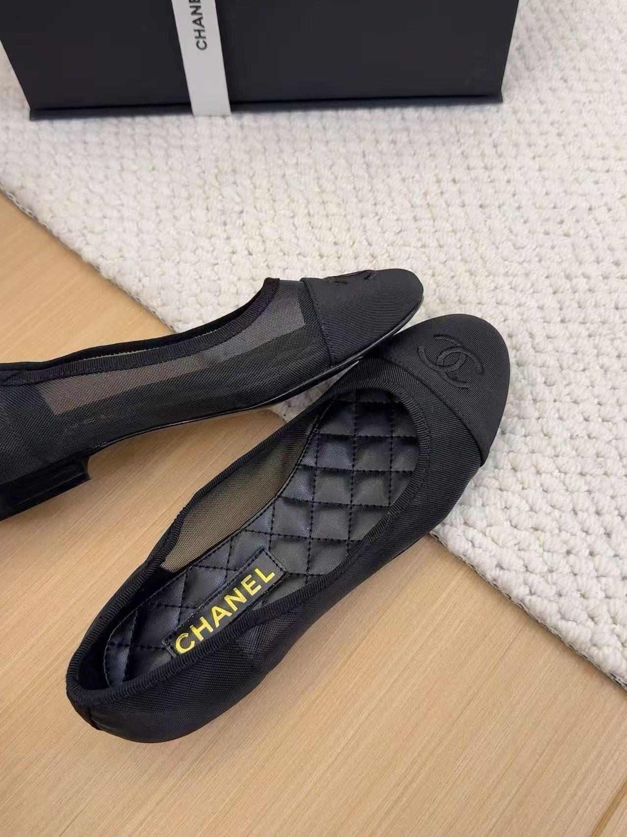 UA Ch*el 25P Black Mesh Ballet Ballerina Flats