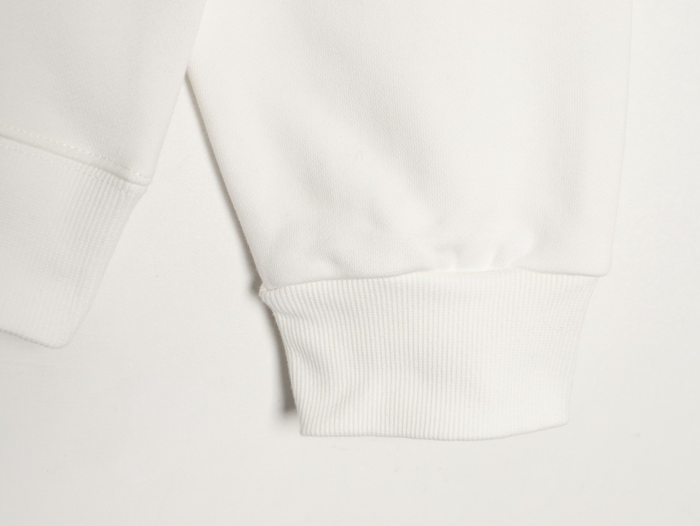 L0*is V*t0n LV 25FW Hoodies