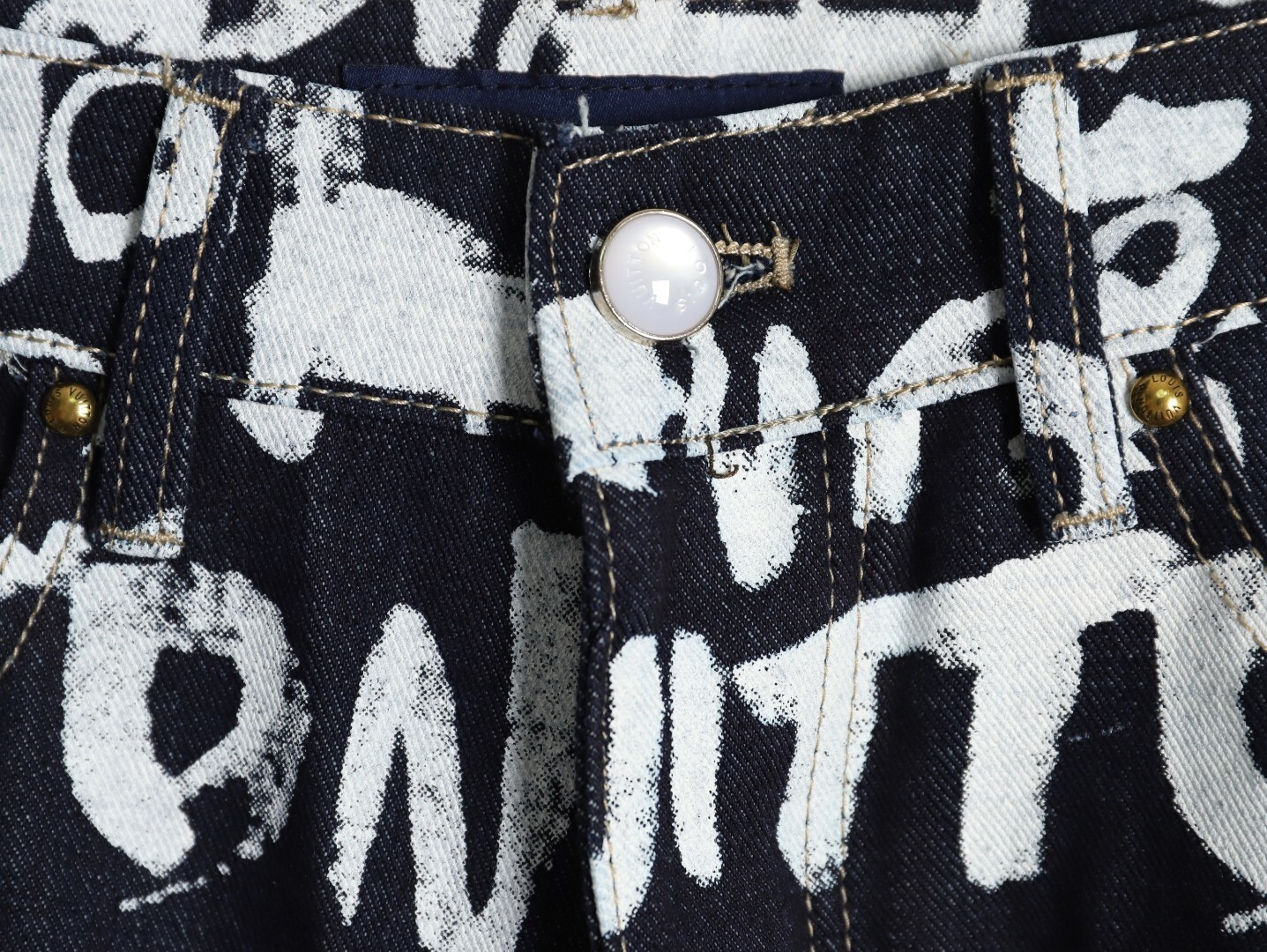 L0*is V*t0n X Nigo LV Jeans