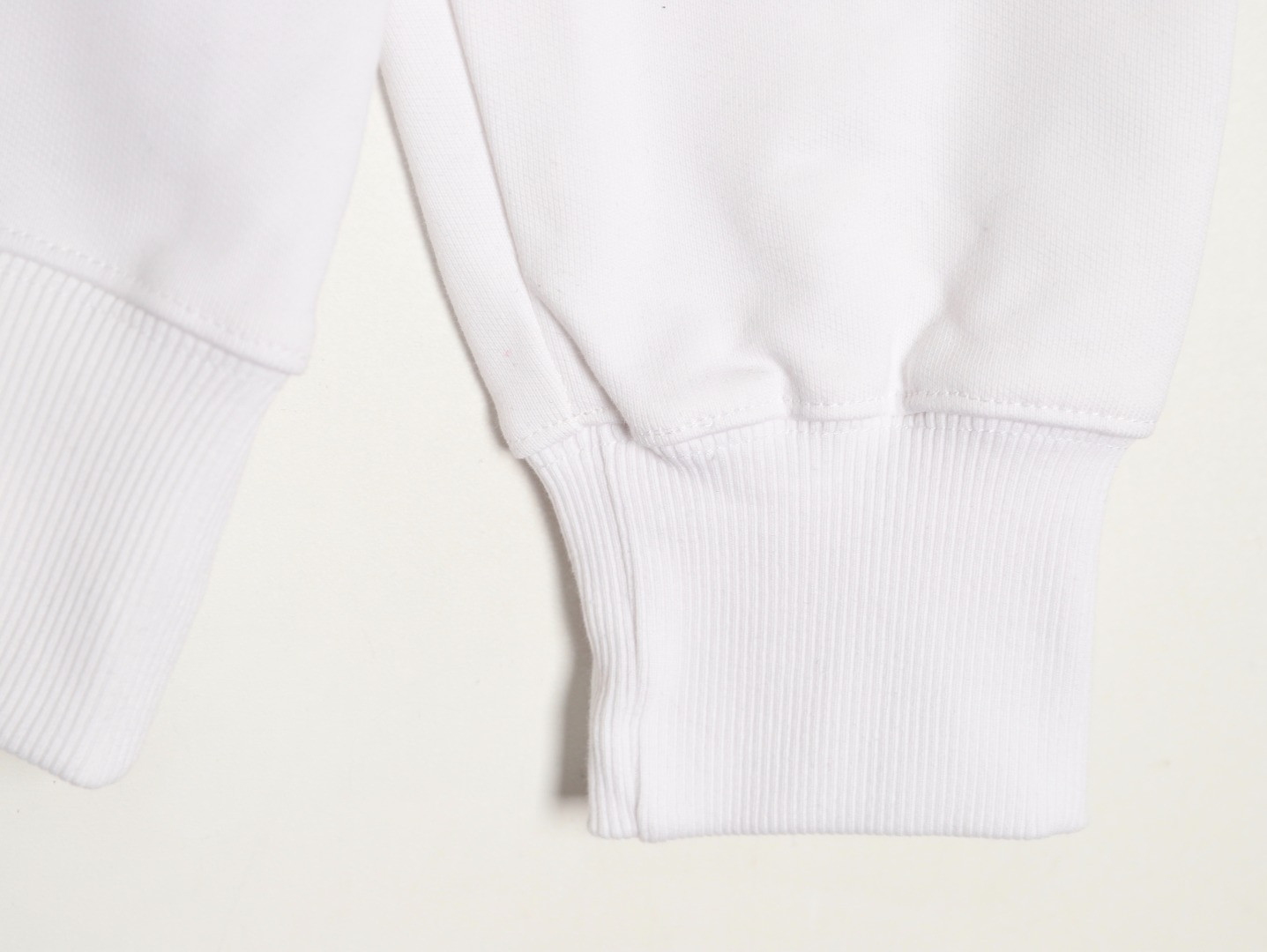 L0*is V*t0n LV 25Fw Hoodies