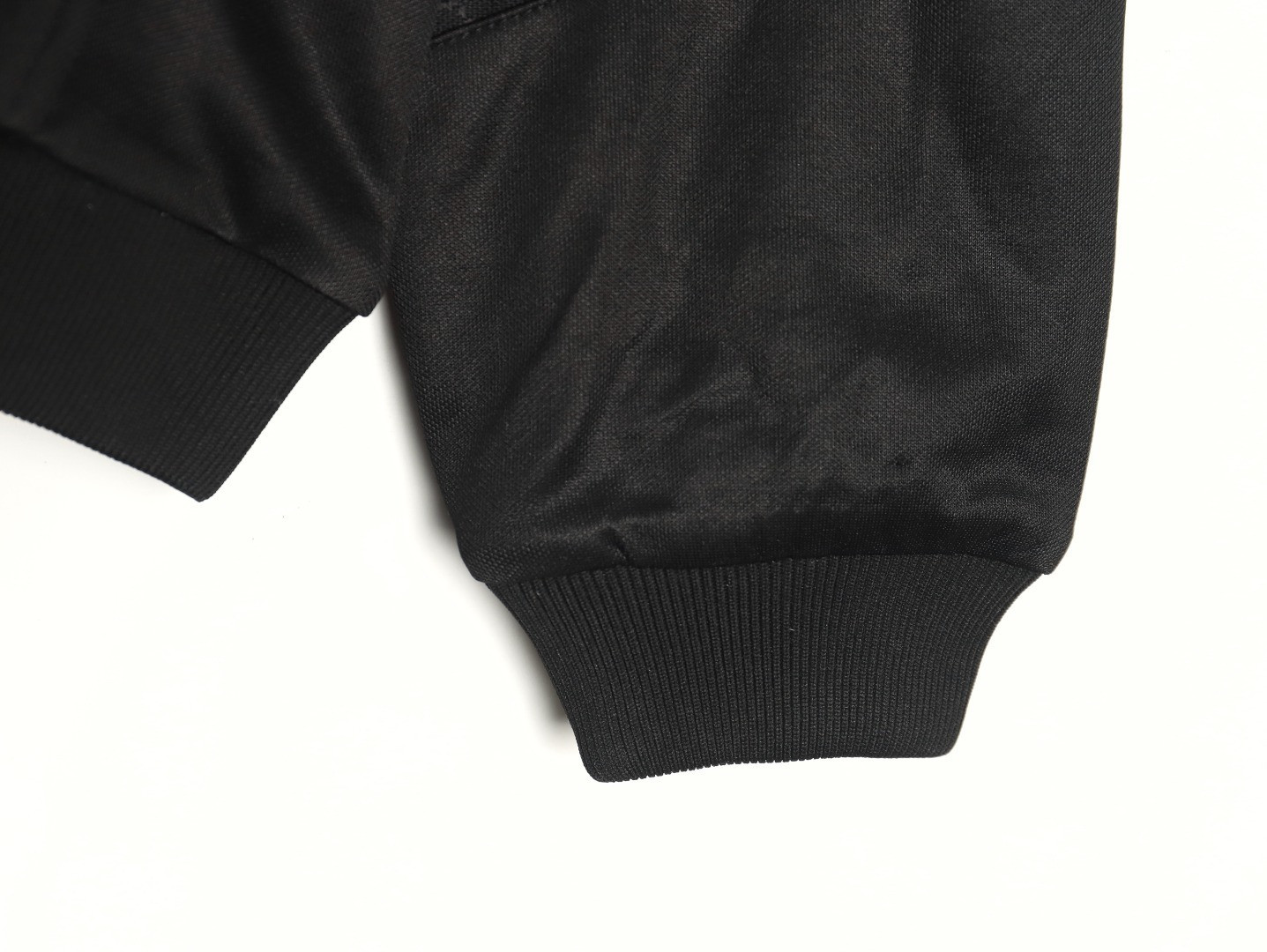 G*u*i 24FW Coats Suit