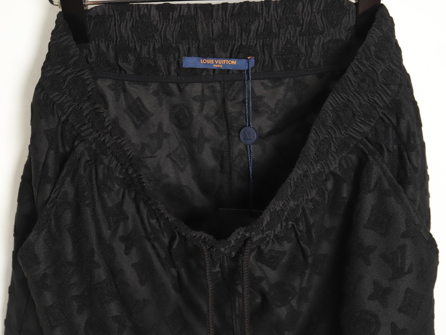 L0*is V*t0n LV 24ss shorts