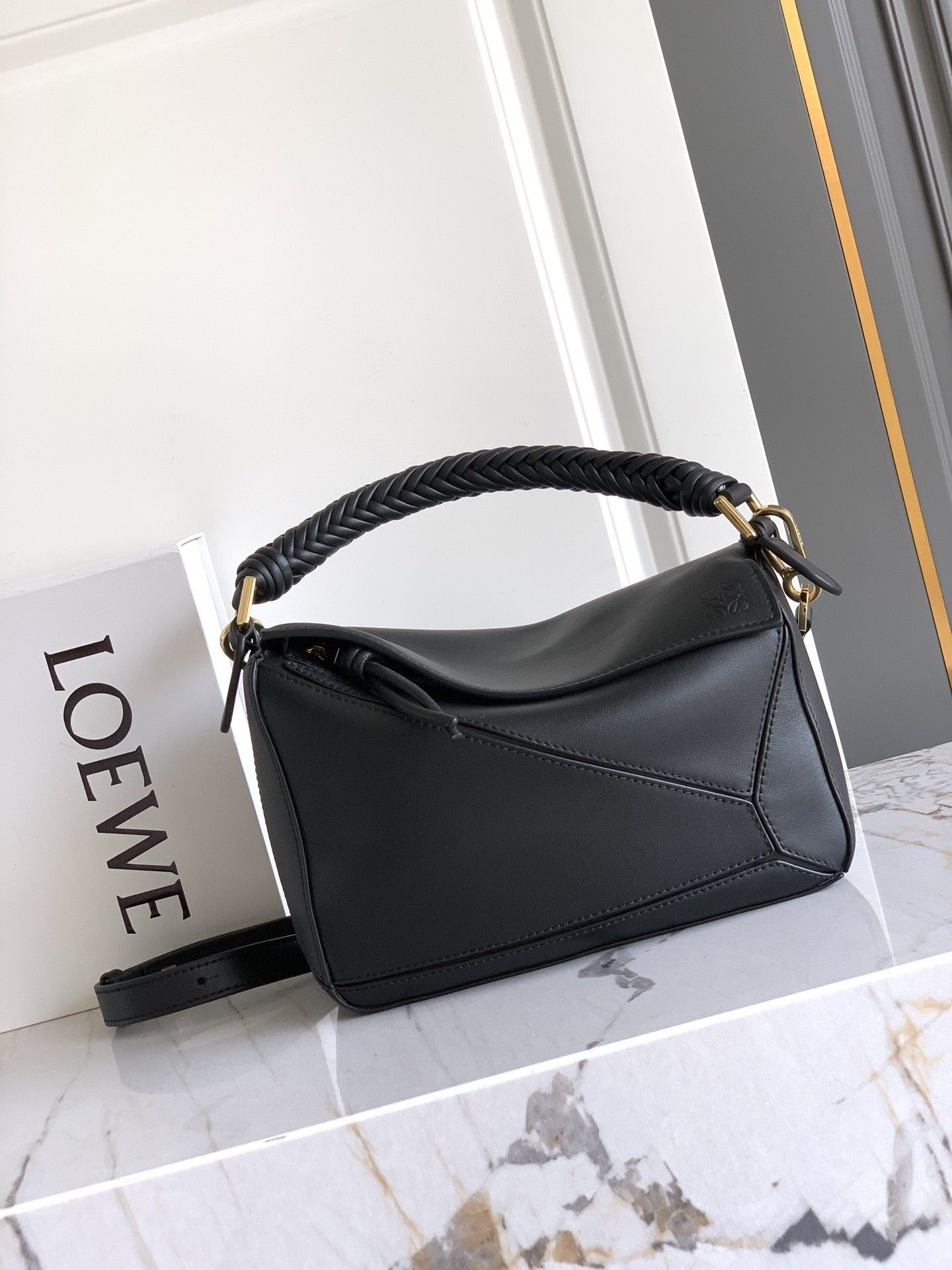 L0ew* Small Puzzle bag in smooth calfskin 16.5x24x10.5cm