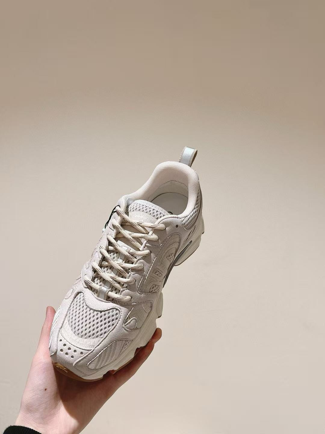 UA D*0r Chrono Sneakers